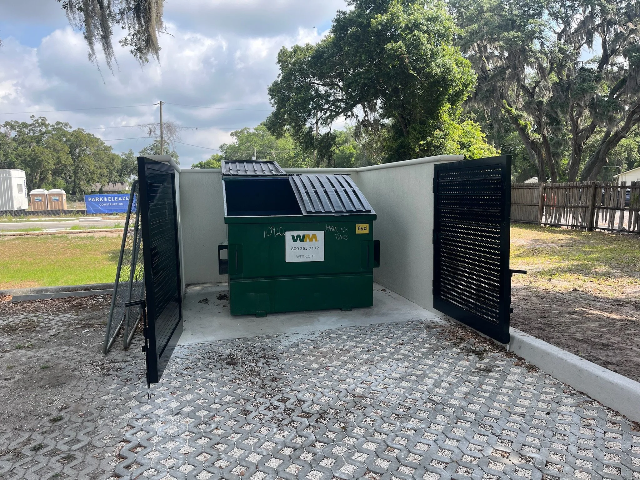 commercial-dumpster-gates-sarasota.JPG