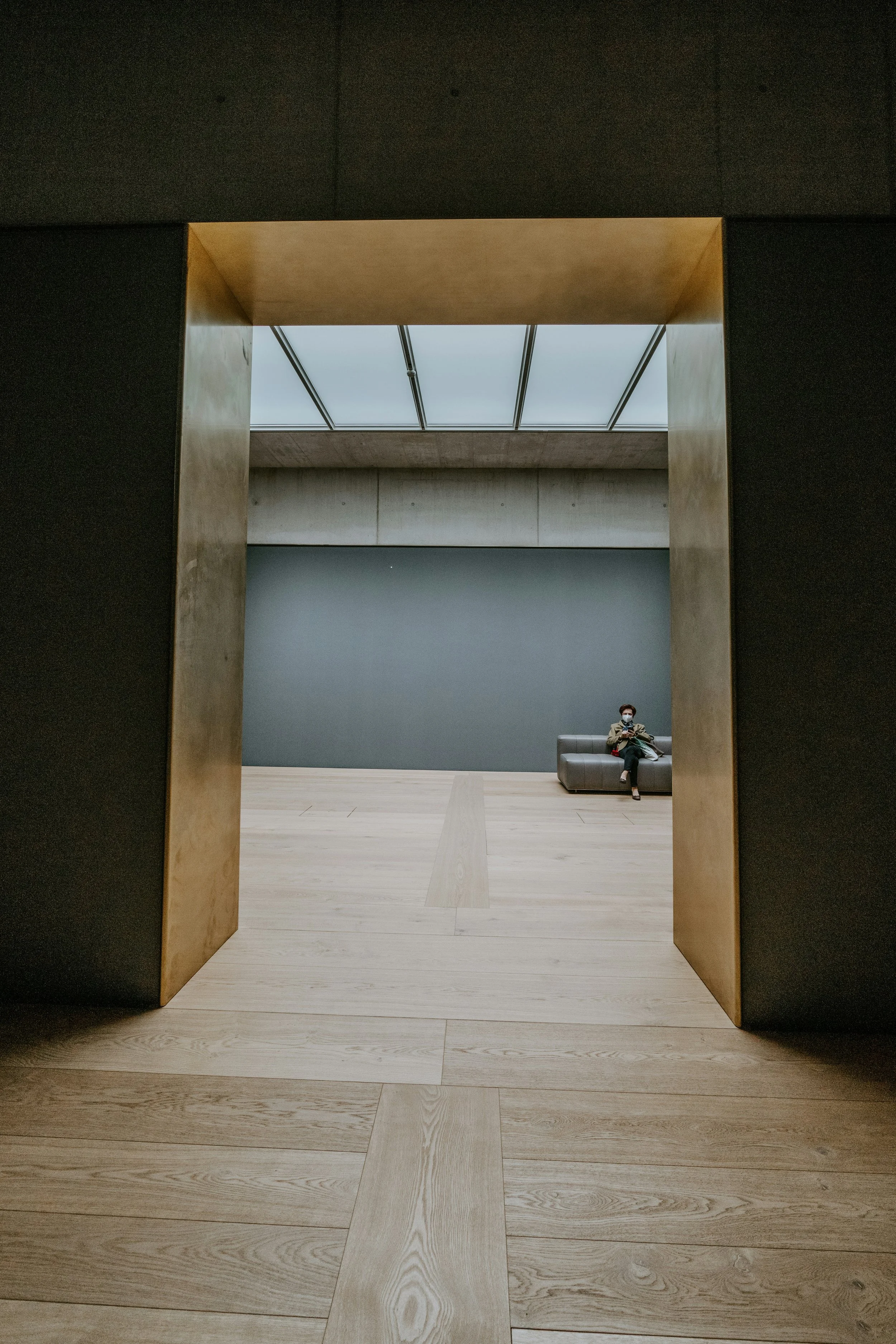 claudio-schwarz-8kYrTuJpZcg-unsplash.jpg