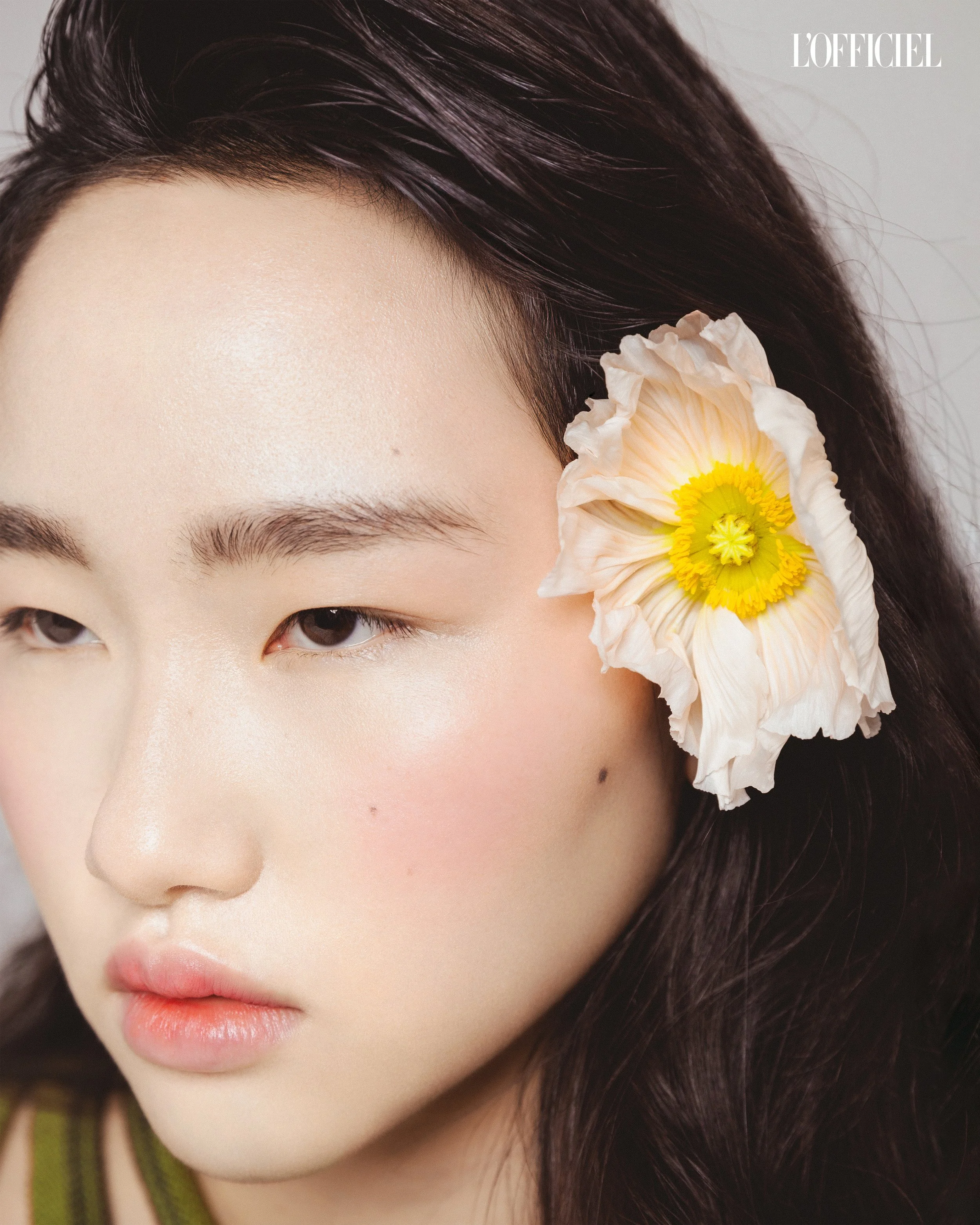 lofficielbeauty-mar25-05.jpg