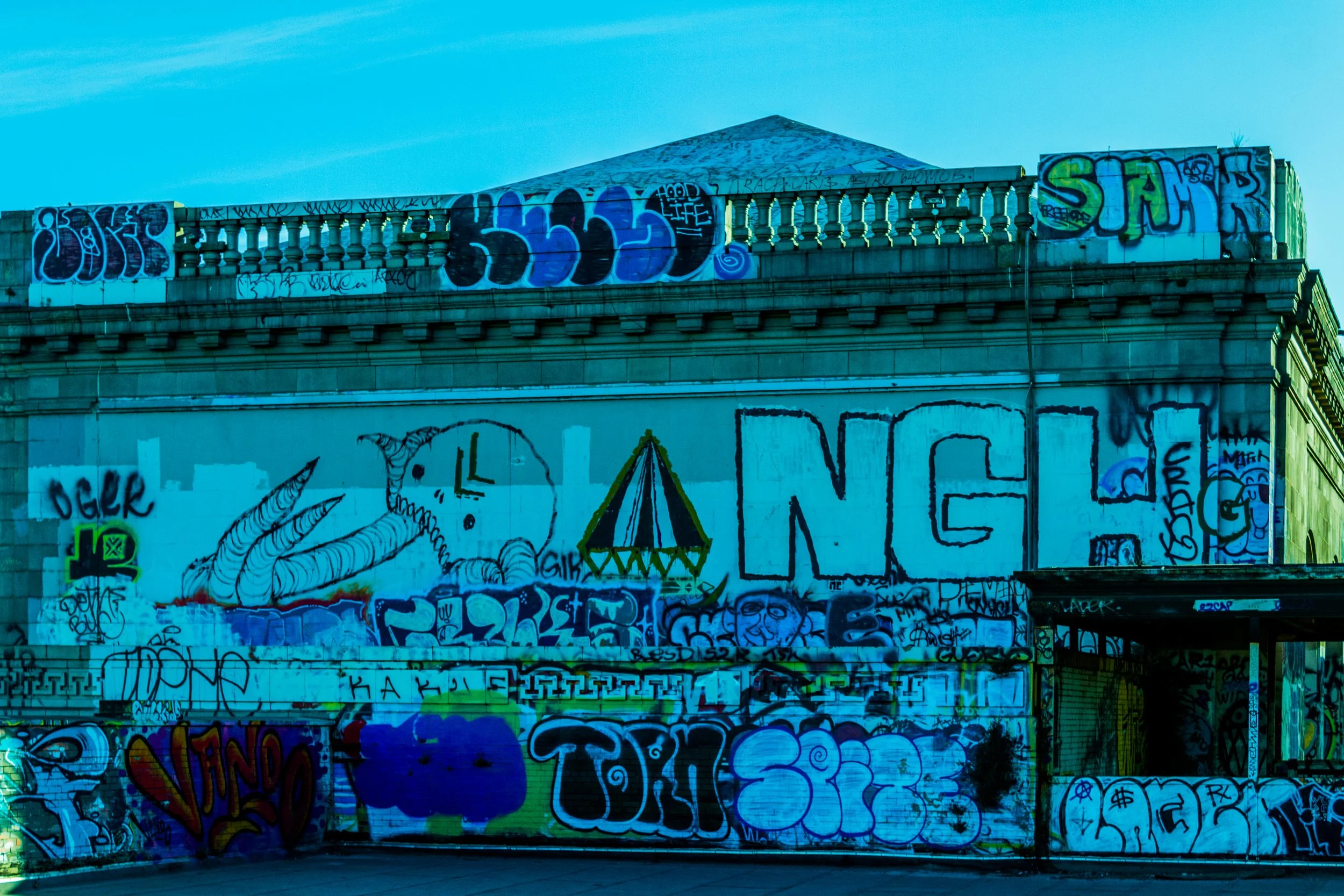 Graffiti (12 of 20).JPG