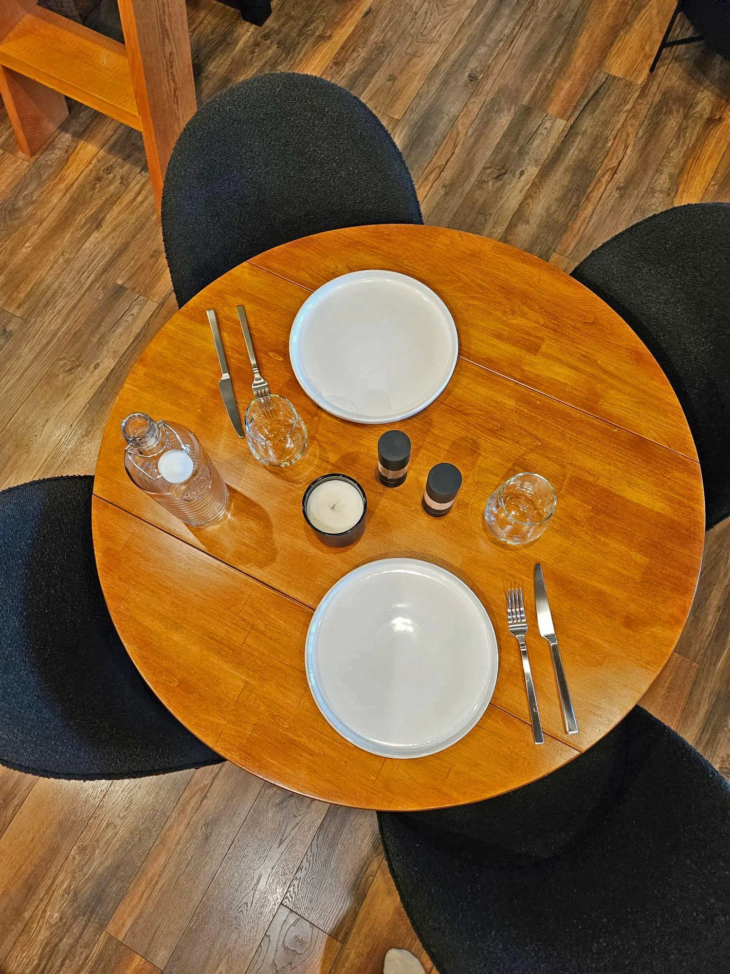 modern wood kitchen table black chairs