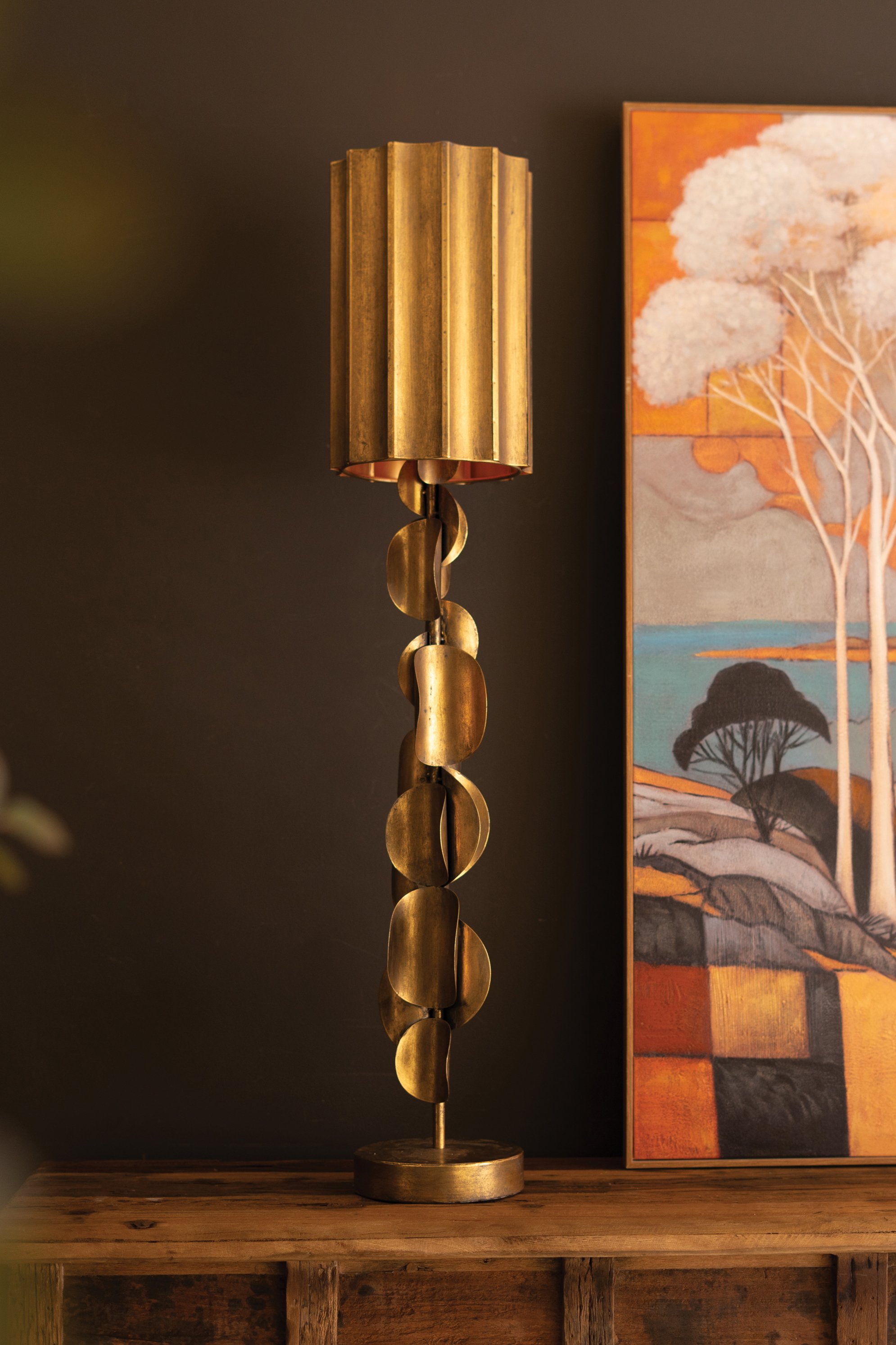 Metal Table Lamp w/ Antique Gold Finish and Fluted Metal Shade