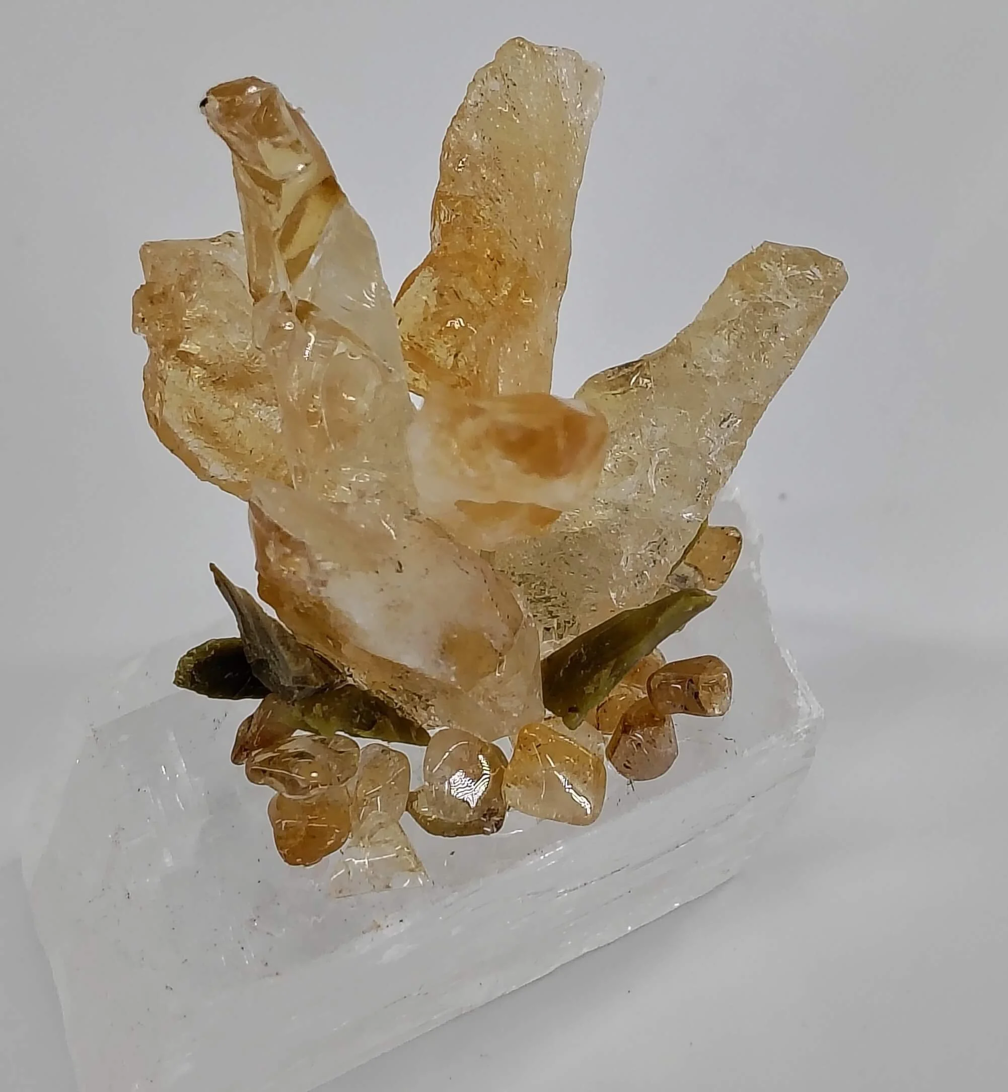 Citrine,clear calcite flower title.jpg