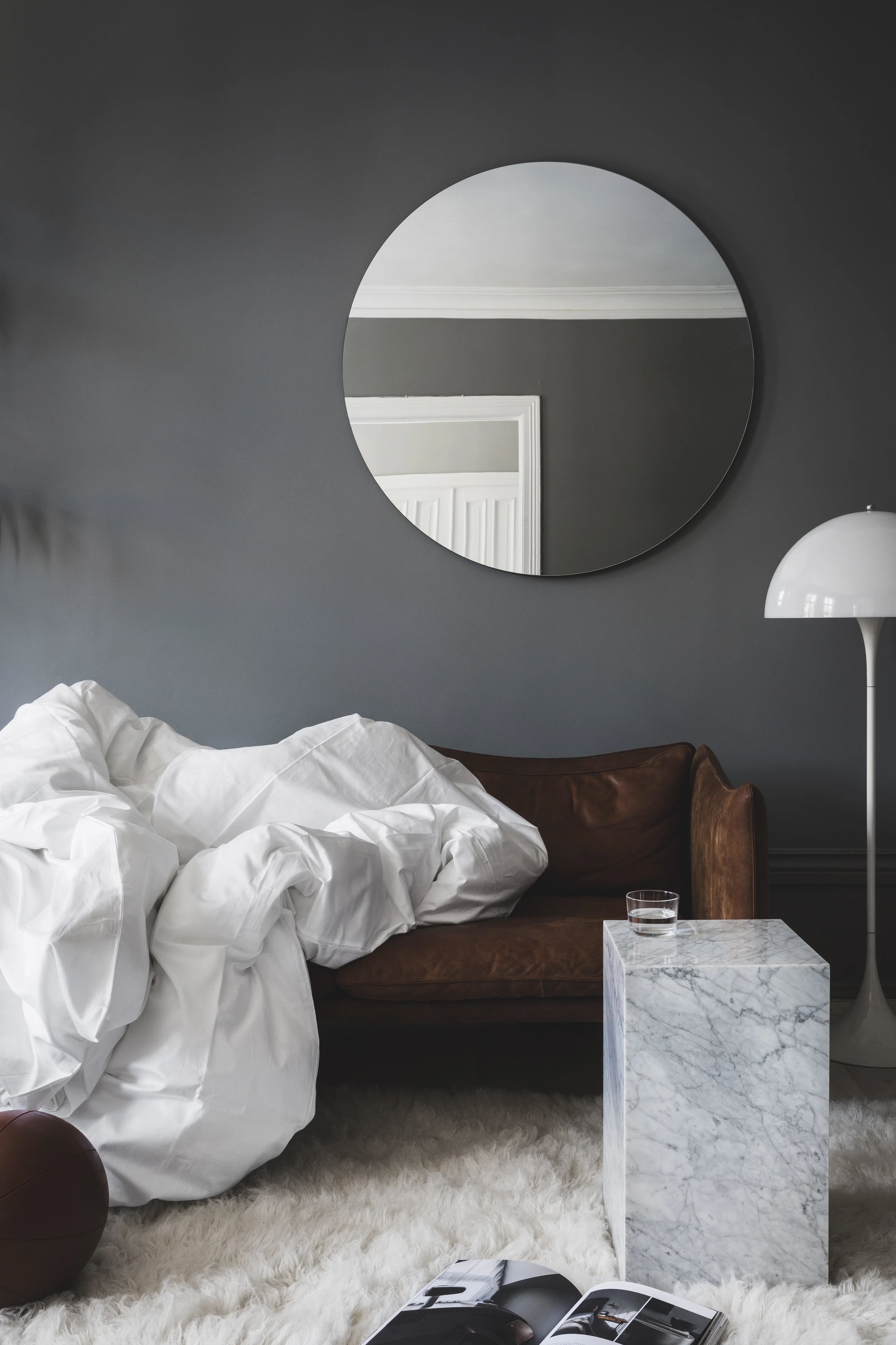 The New Bedroom Benchmark // Abate