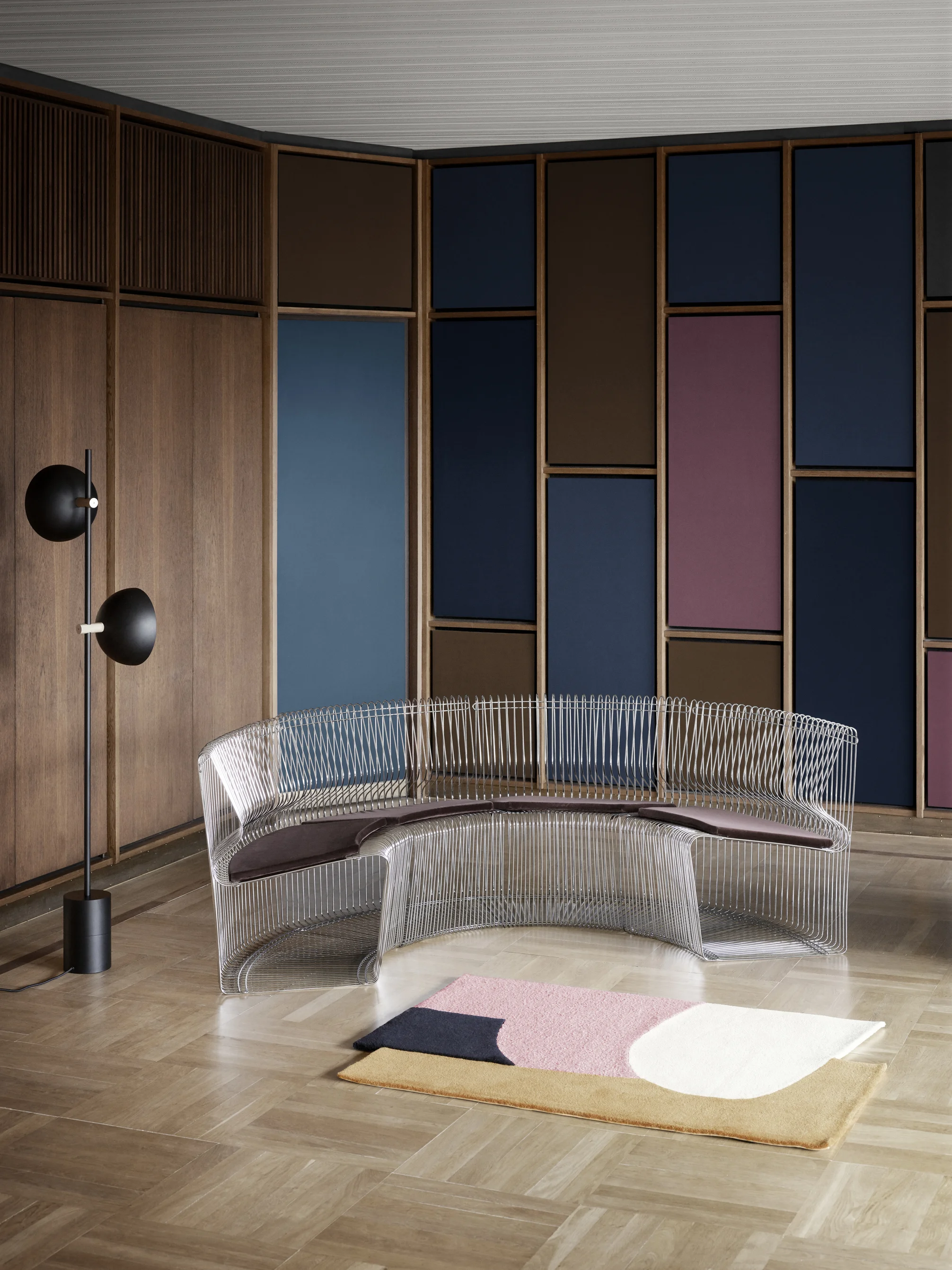 Montana_Pantonova_4xConvex_Harald_VelvetAubergine_Cushion_H.jpg