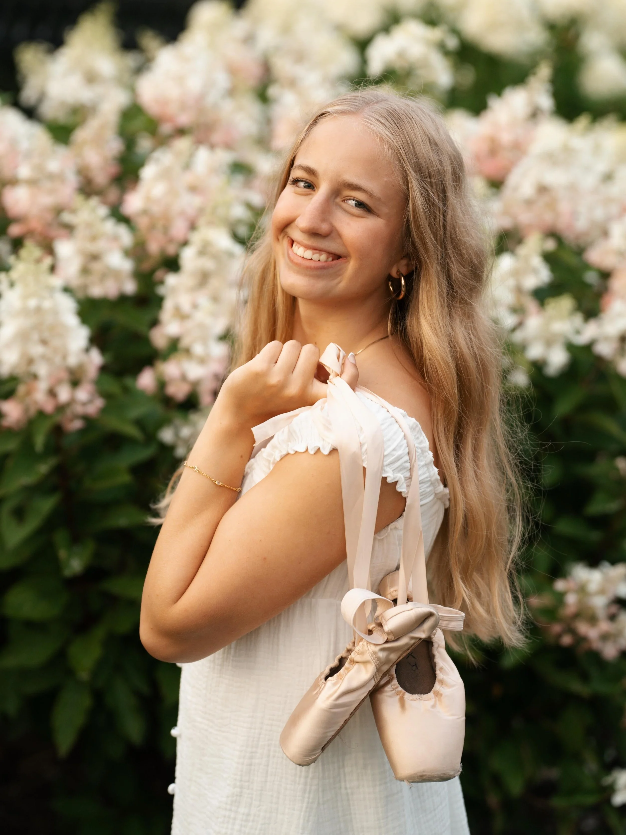 Our third senior spotlight is Adelaide Marr! 🌟

I will be graduating from Roseville Area High School this spring. In the fall I will be attending St. Olaf college to major in Psychology and Dance with a neuroscience concentration. I have been dancin