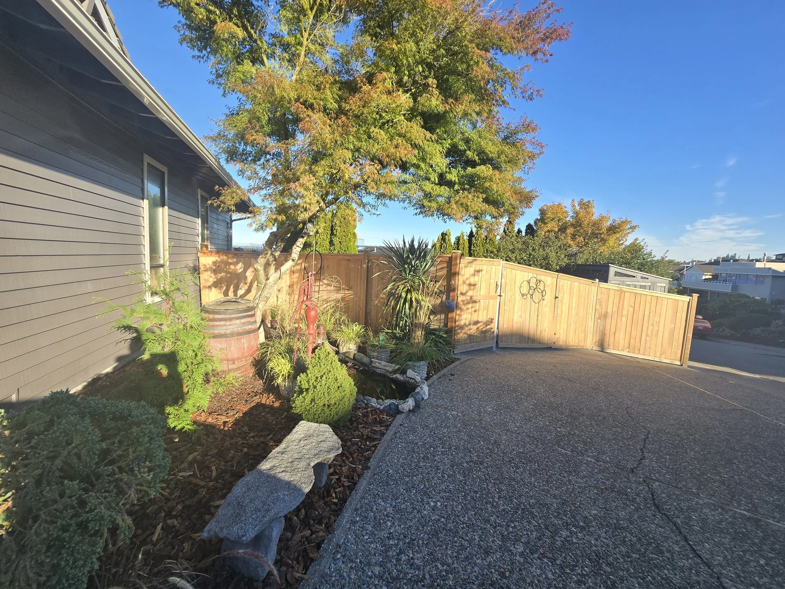 Fence Unpainted.jpg