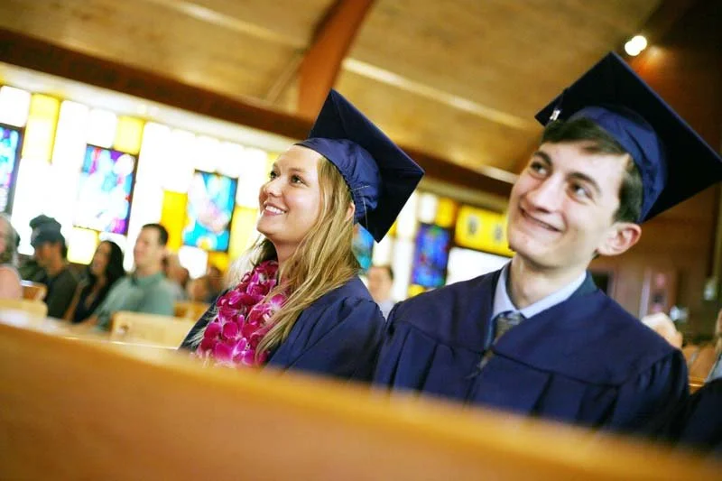 CC-Grad-2025-180R.jpg