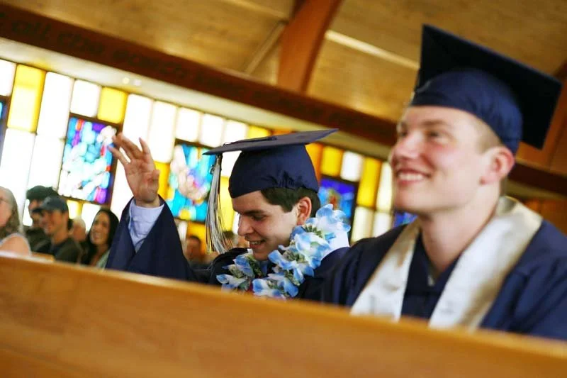 CC-Grad-2025-164R.jpg