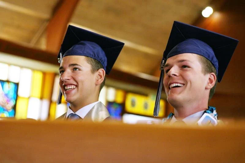 CC-Grad-2025-144R.jpg