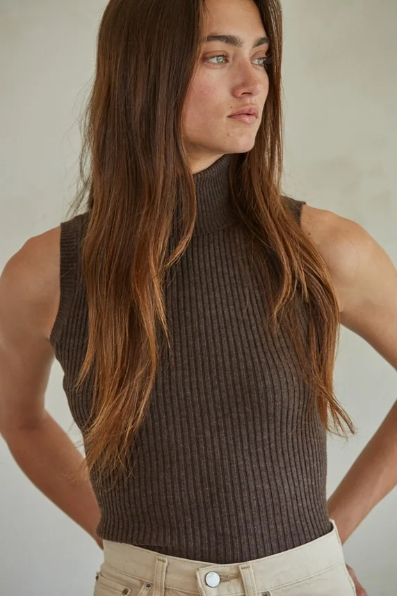 Débardeur à col roulé en tricot
