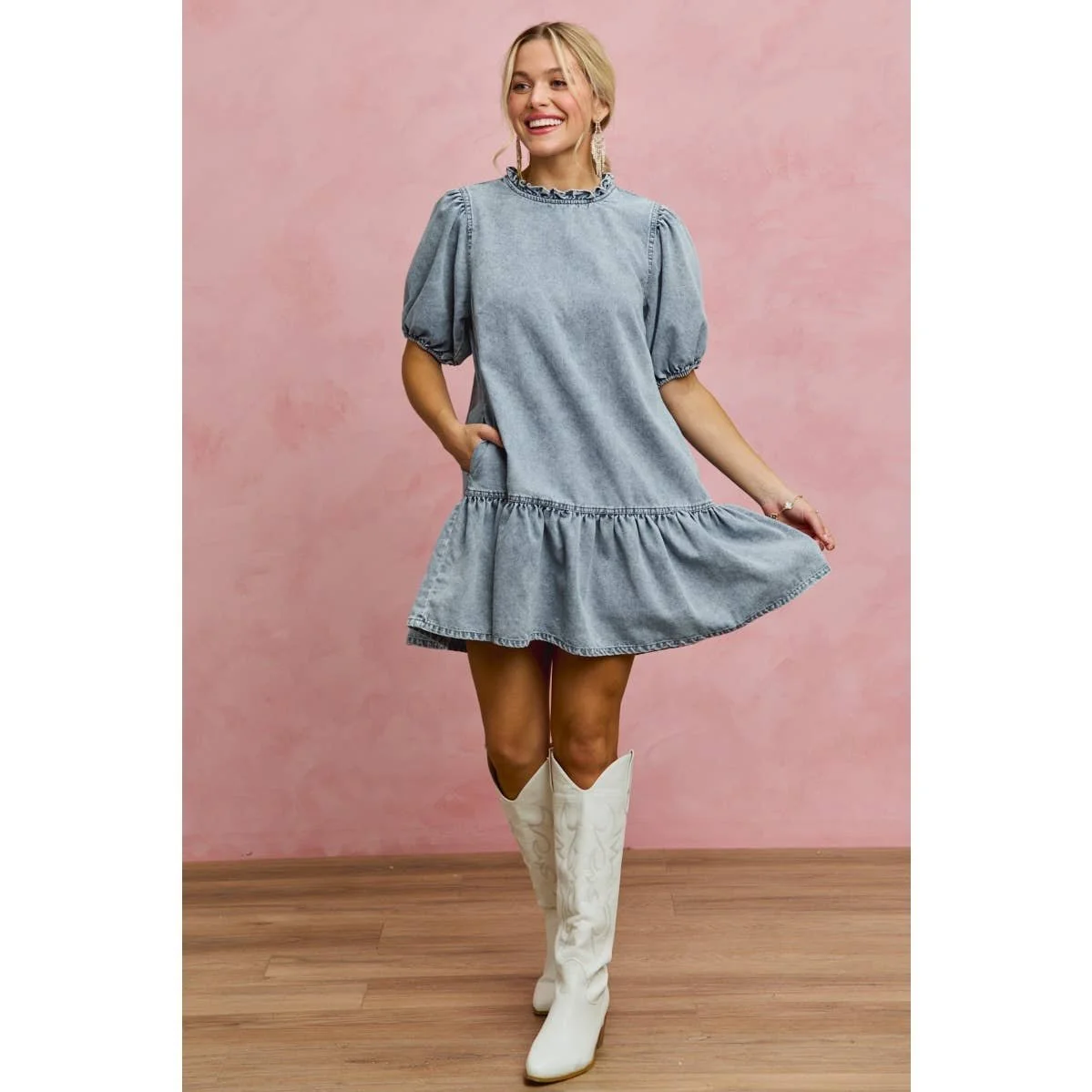 Robe courte en denim à manches bouffantes