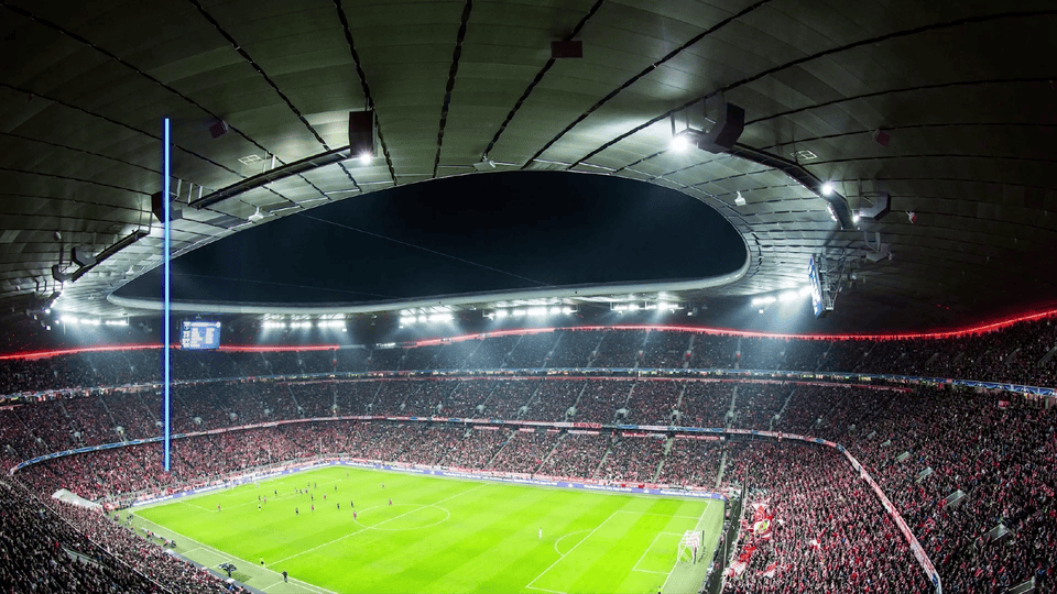 02.Champions League_optimized.gif
