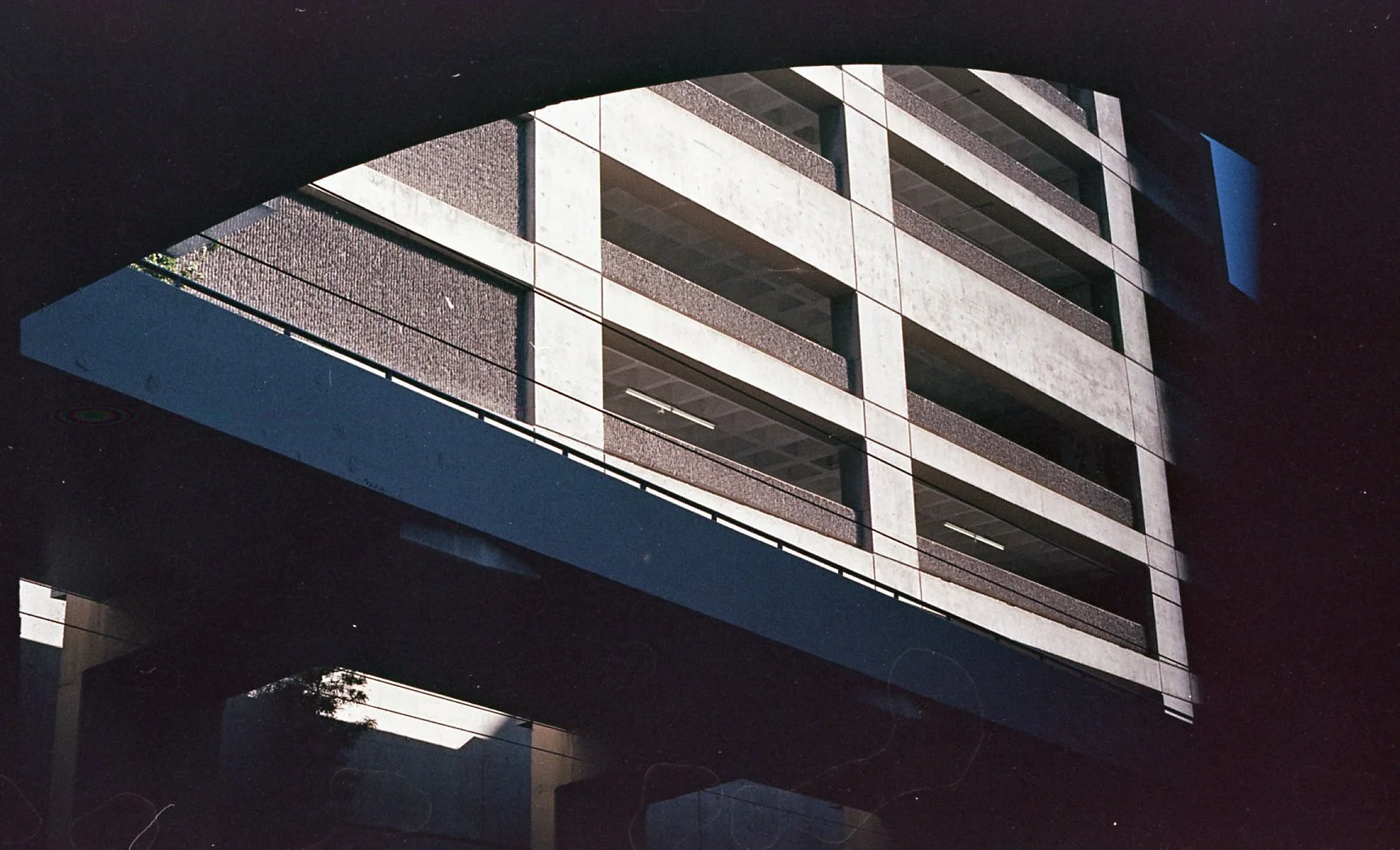 img047.jpg