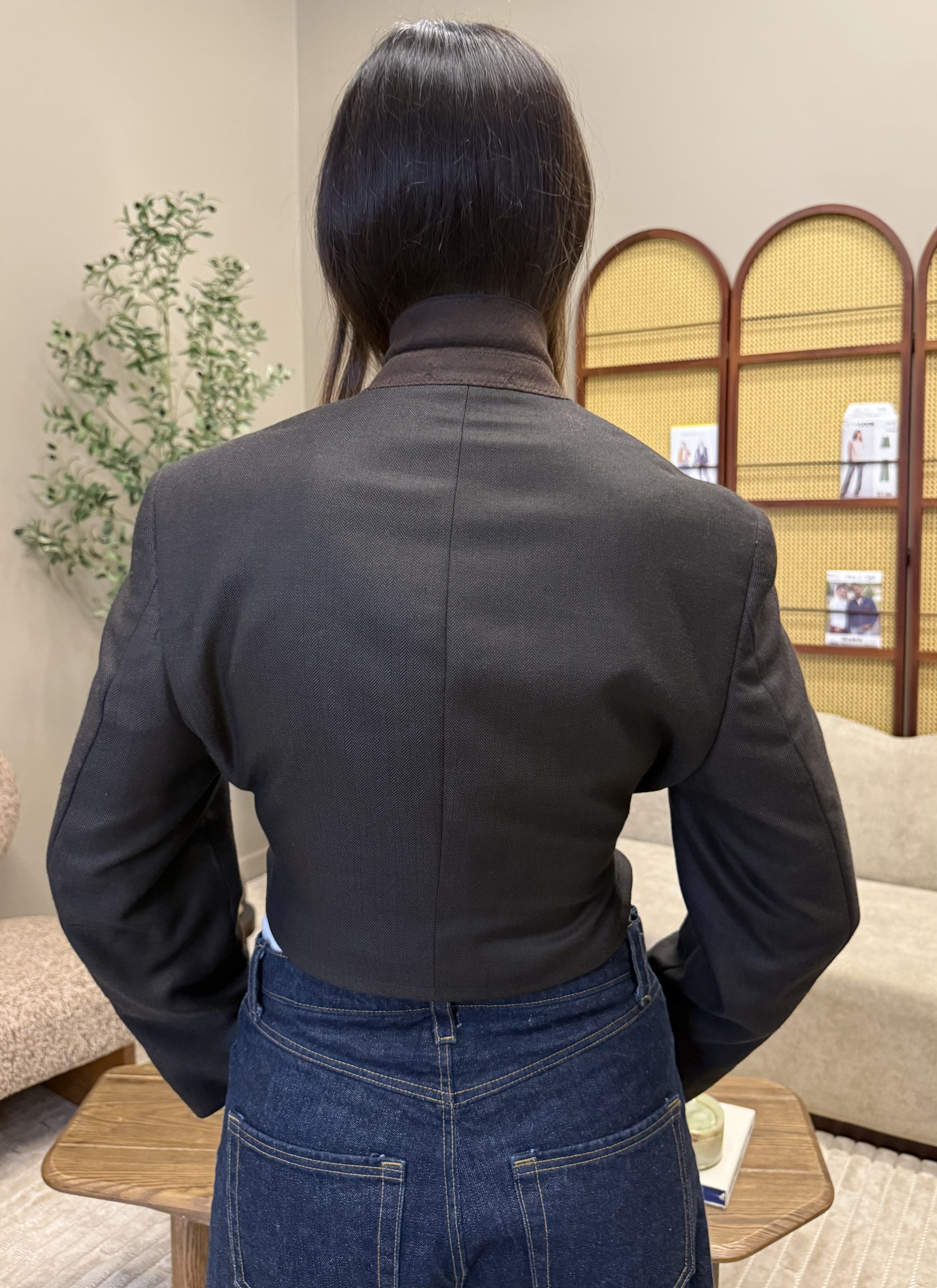 brown leather waist back.jpeg