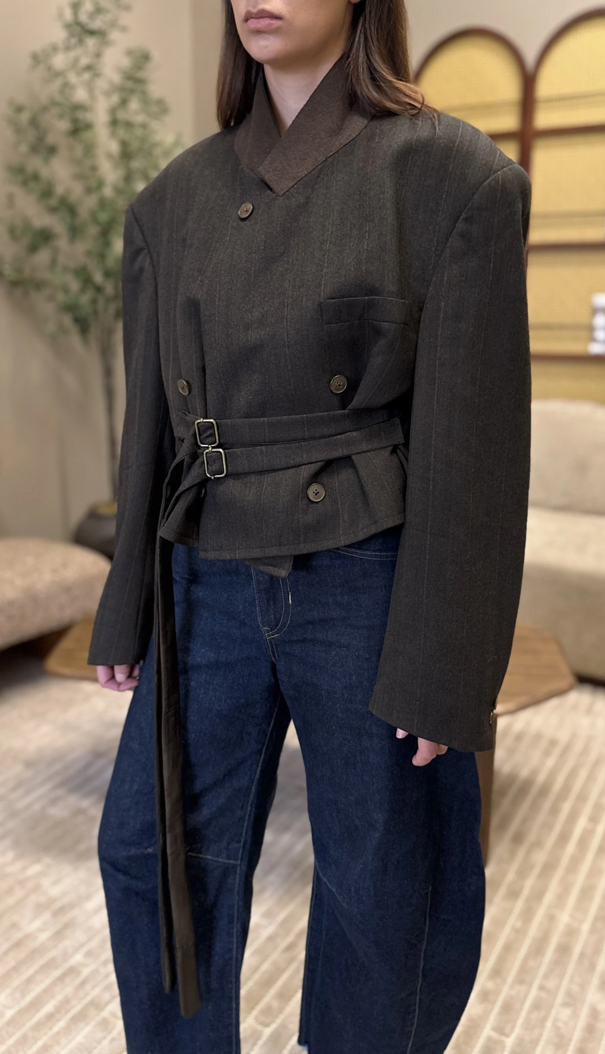 brown double strap waist other side.jpeg