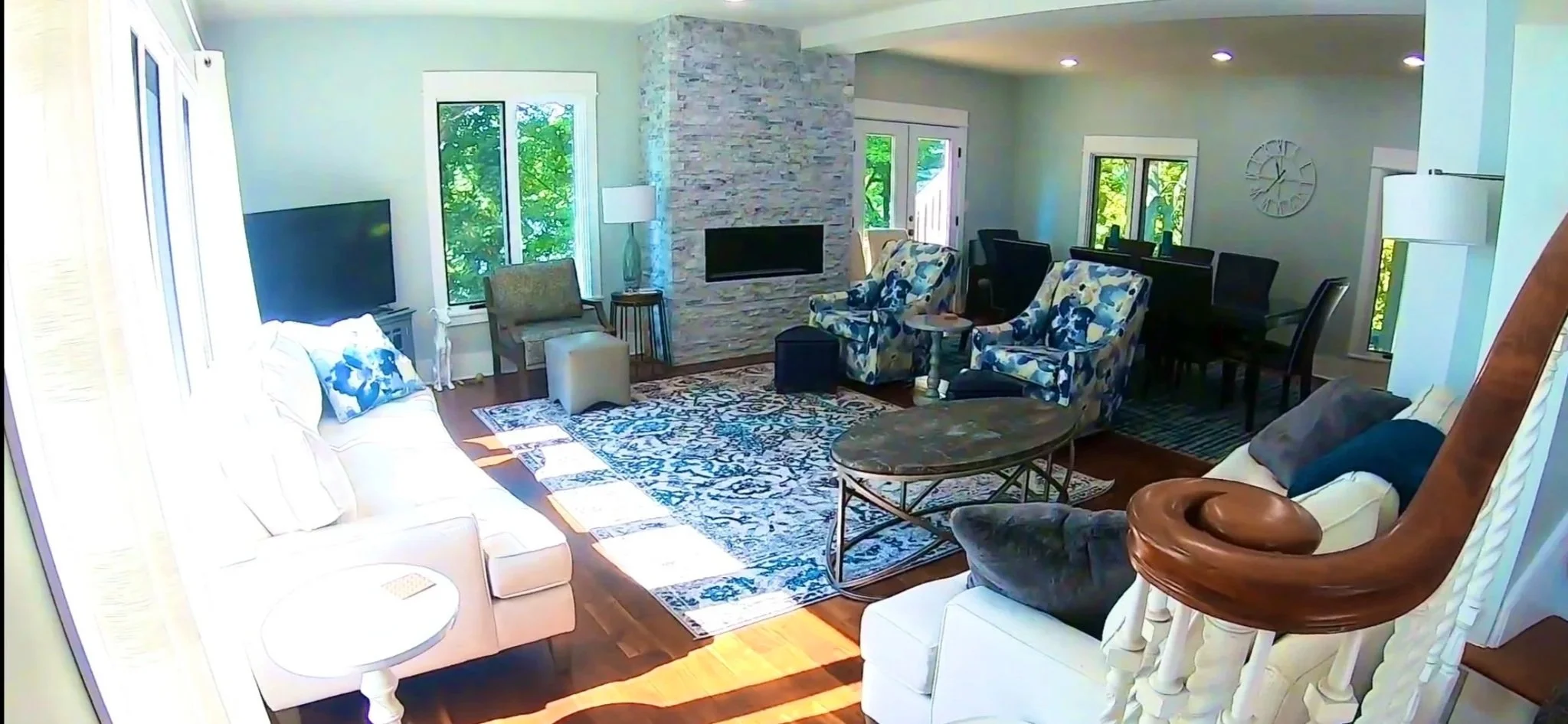 lakehouse living room - after