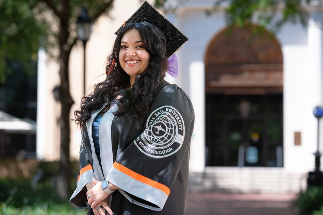 And that&rsquo;s a wrap on the last 2 years of my life...
First Gen &bull; Gwadowado &bull; Bachelor&rsquo;s in Music Business✨🙂&zwj;&harr;️

A huge thank you to all my family and friends who have help support me through this degree.🤍✨

Thank you t