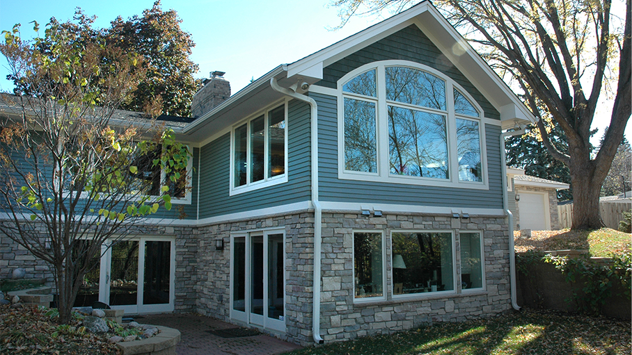 Family-Room-Barrel-Vauted_0003_Bridgewater_Construction_Edina_Exterior_09.png