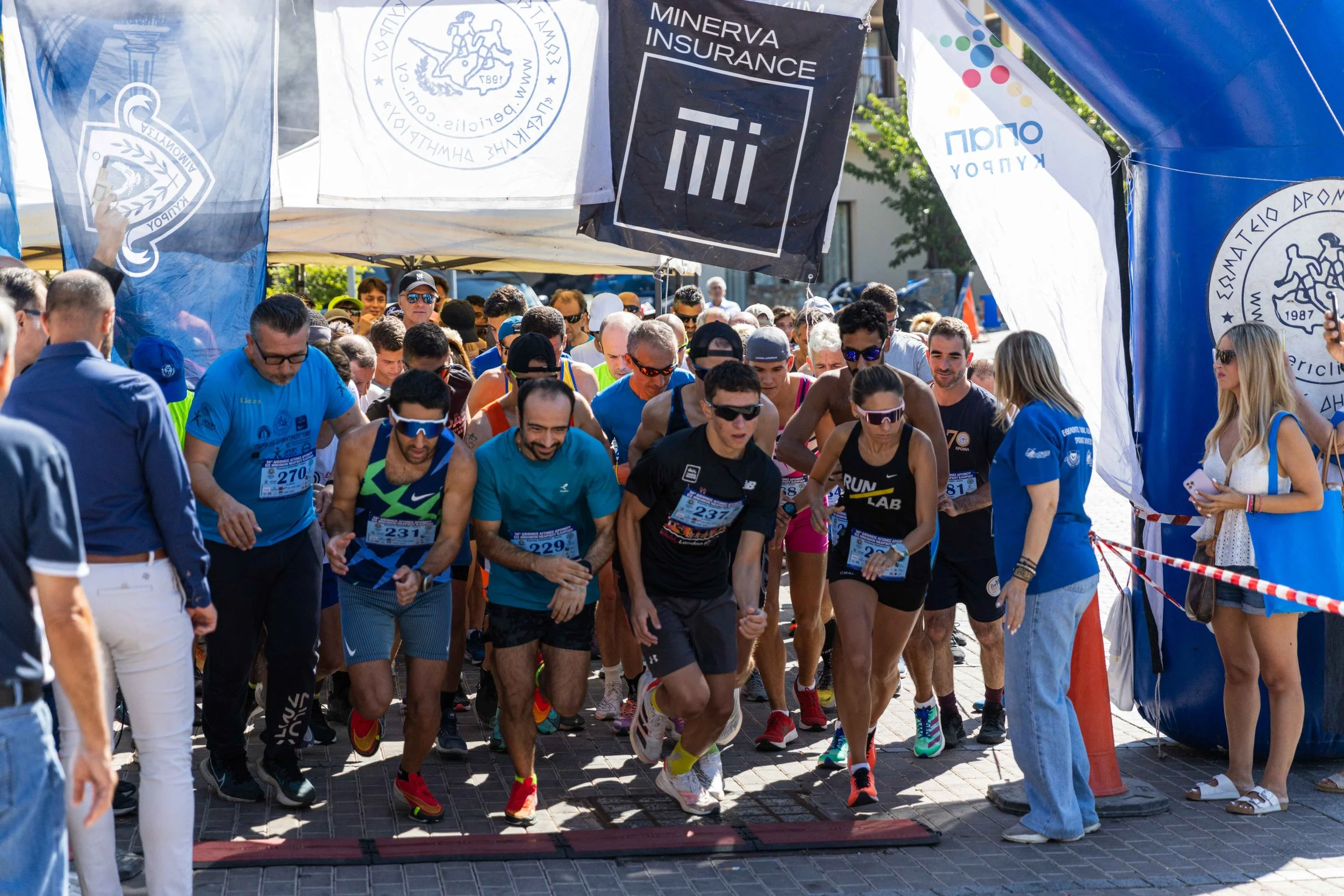 Nearhos_Run_Sml-0602.jpg