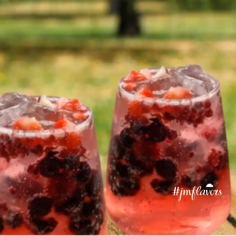 Bursting Berry Lemonade