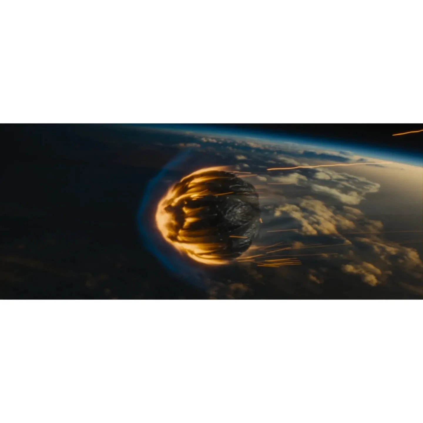 "Xeno"

Director: Matthew Loren Oates
Director of Photography: @paulmarschall

#scifi #alien #aliens