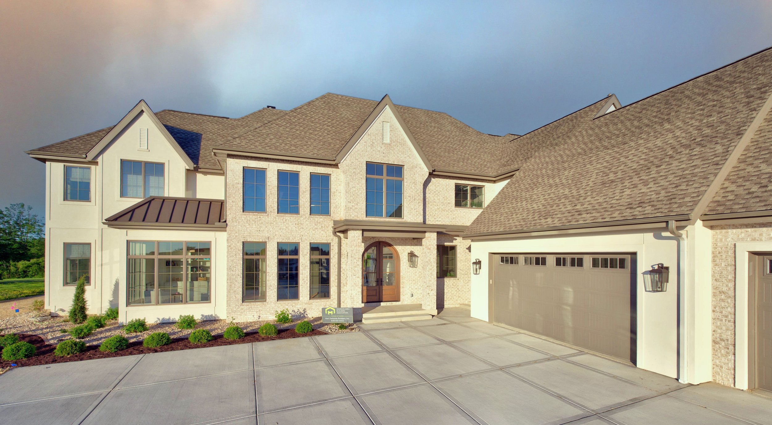 9 Hart DeNoble Builders 7703 Ox Trail Way.jpg