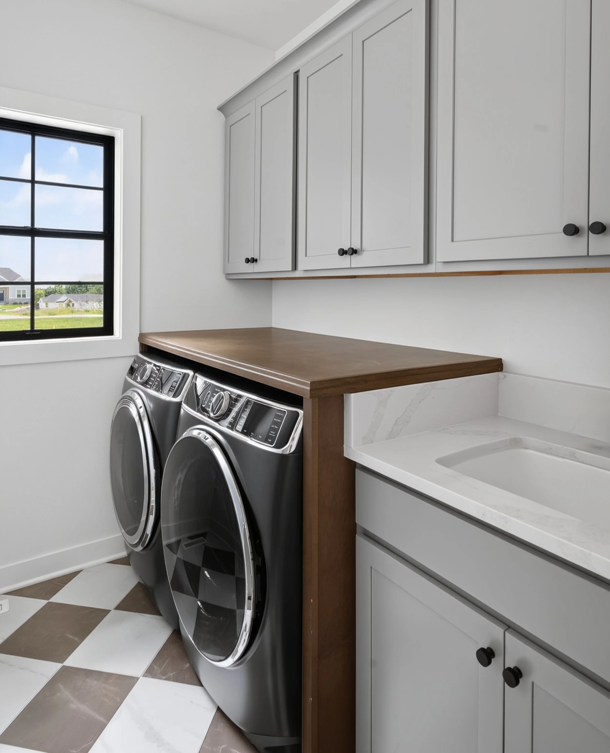 7 Design Custom Homes - Drumlin Creek Ct Columbus.jpg