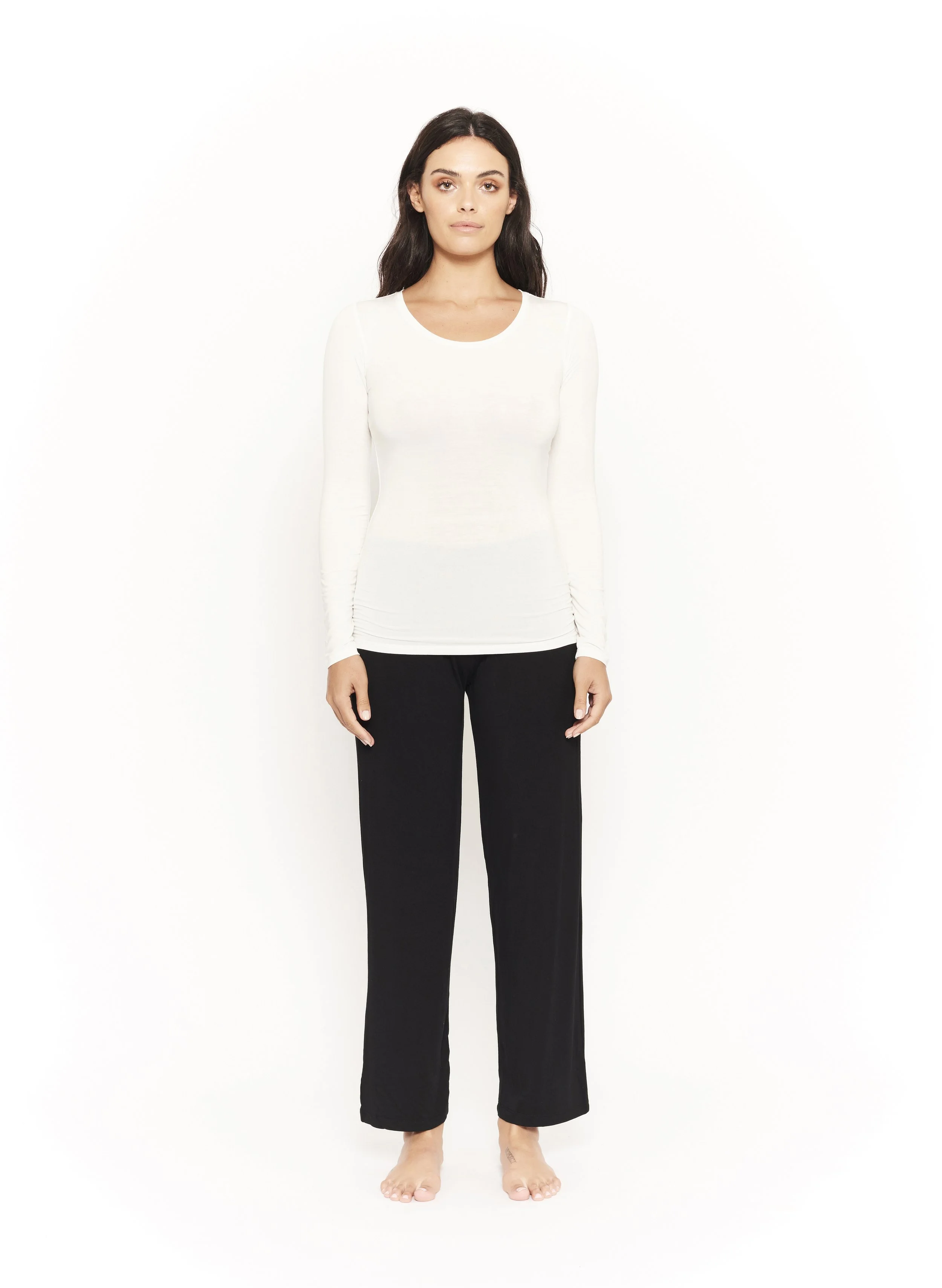 Hana Bamboo Long Sleeve Crew Neck Top – Cream