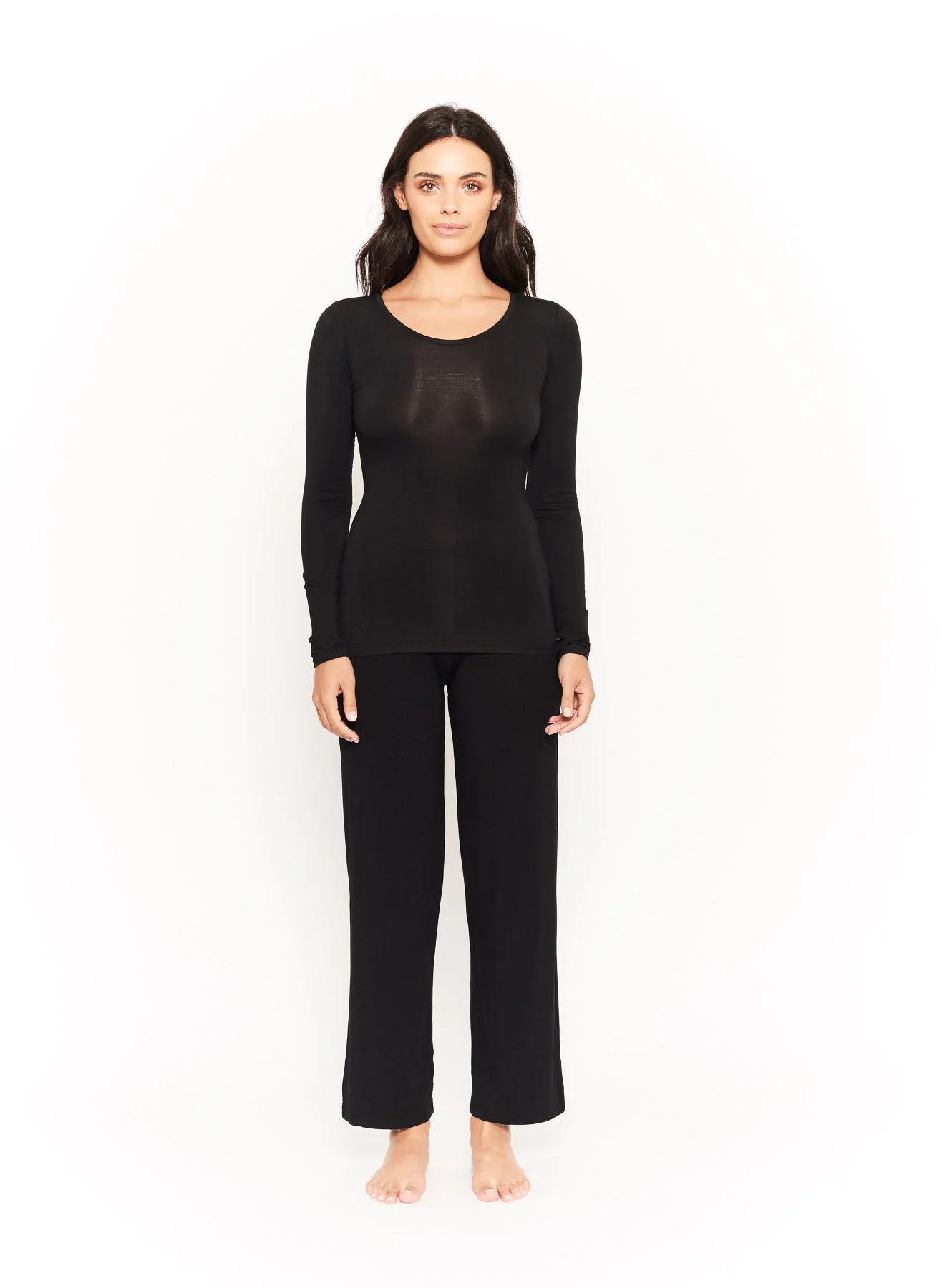Hana Bamboo Long Sleeve Crew Neck Top – Black