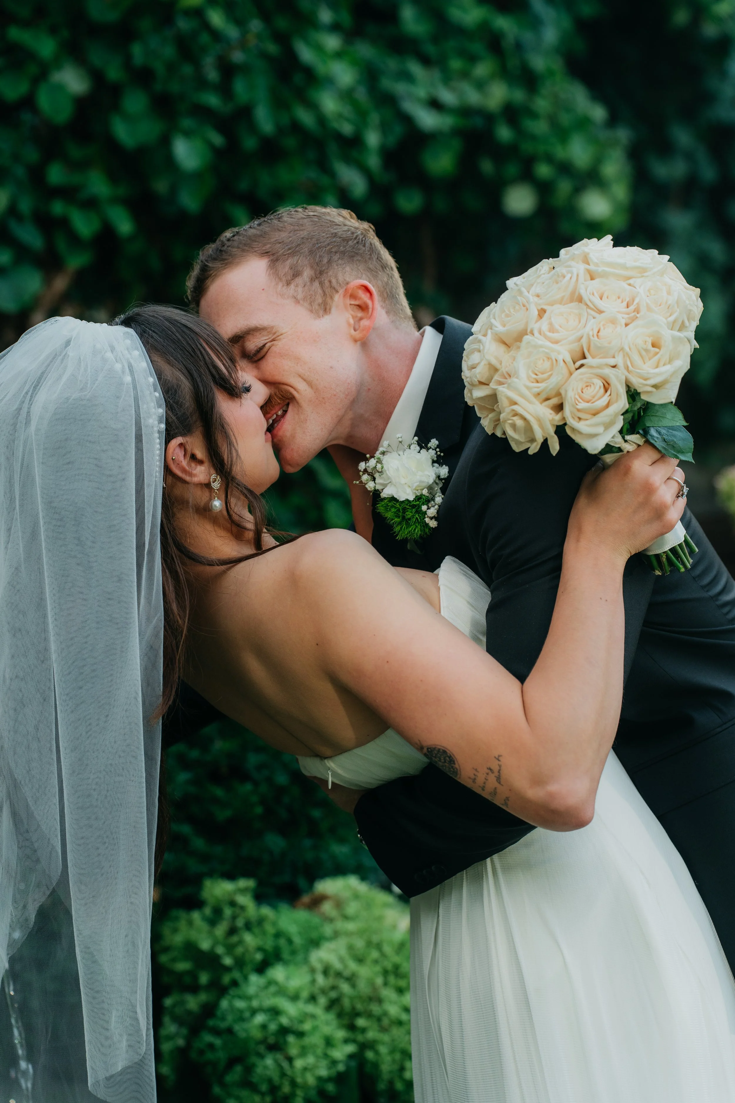 A heartfelt wedding moment photographed in a natural and elegant style by Federico Weddings.