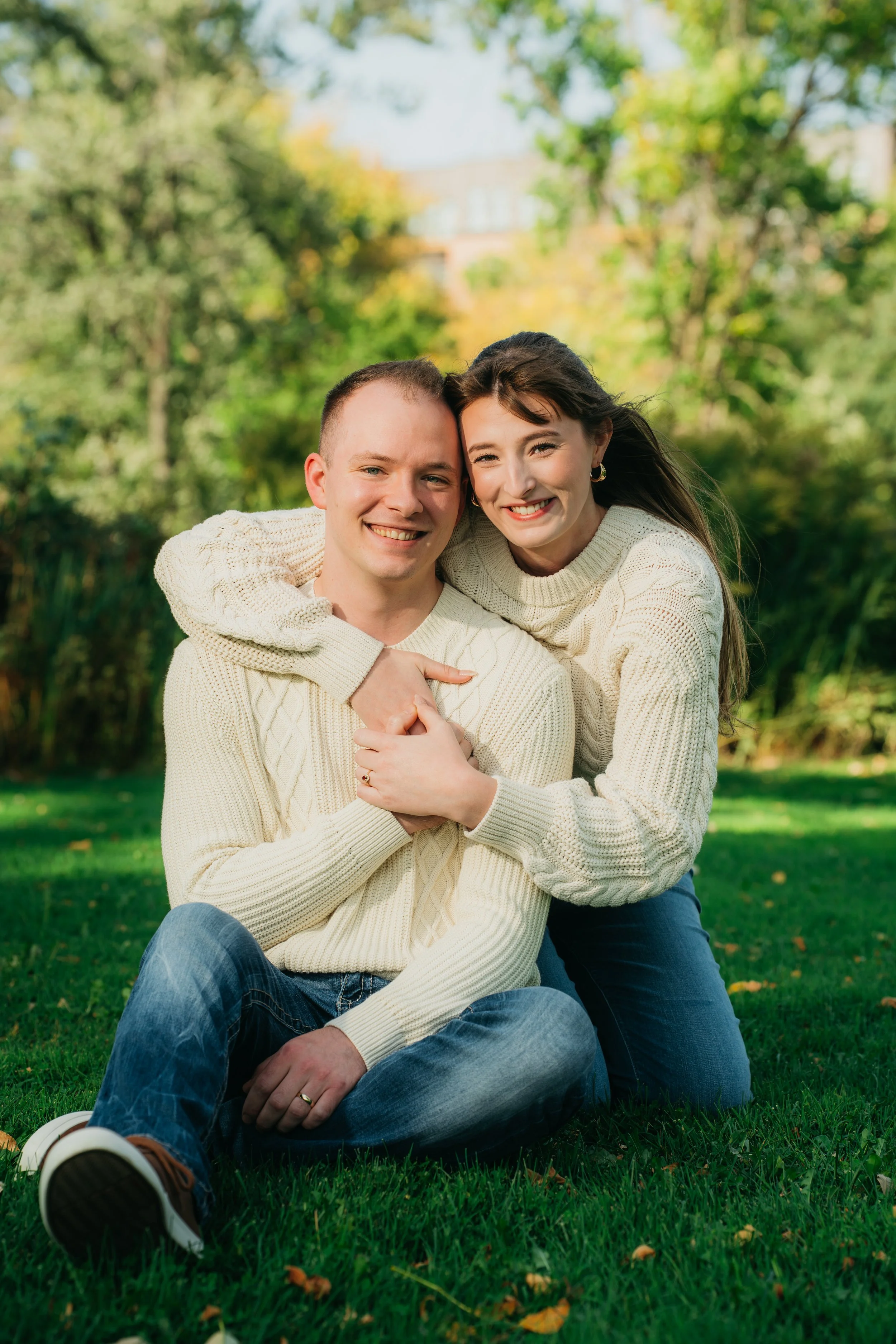 A romantic outdoor engagement session documenting the couple’s love story in a natural and elegant setting.