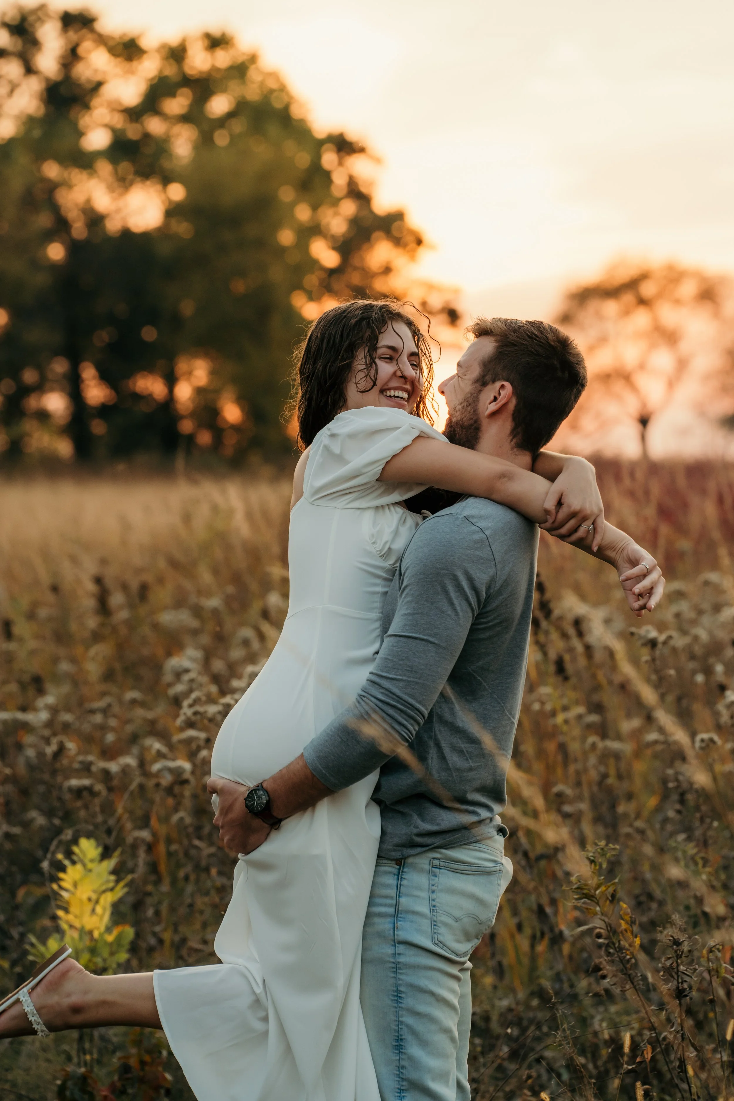 Elegant engagement photos in Wisconsin, created with a calm, intentional, and heartfelt photography style.
