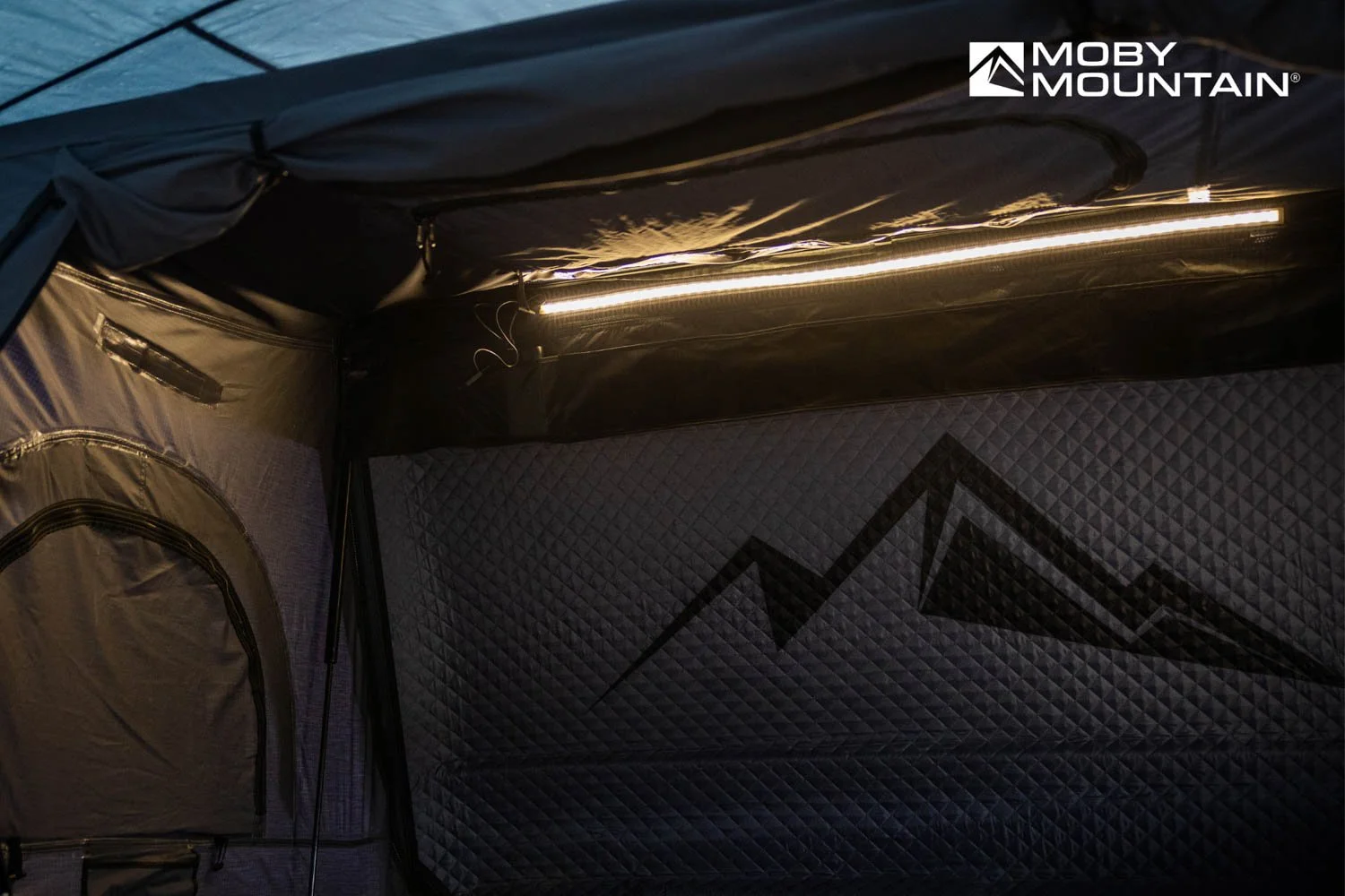 LED-kit I Horizontal I Moby Mountain roof top tents (3).jpg