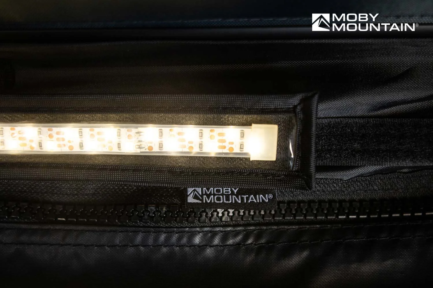 LED-kit I Horizontal I Moby Mountain roof top tents (1).jpg