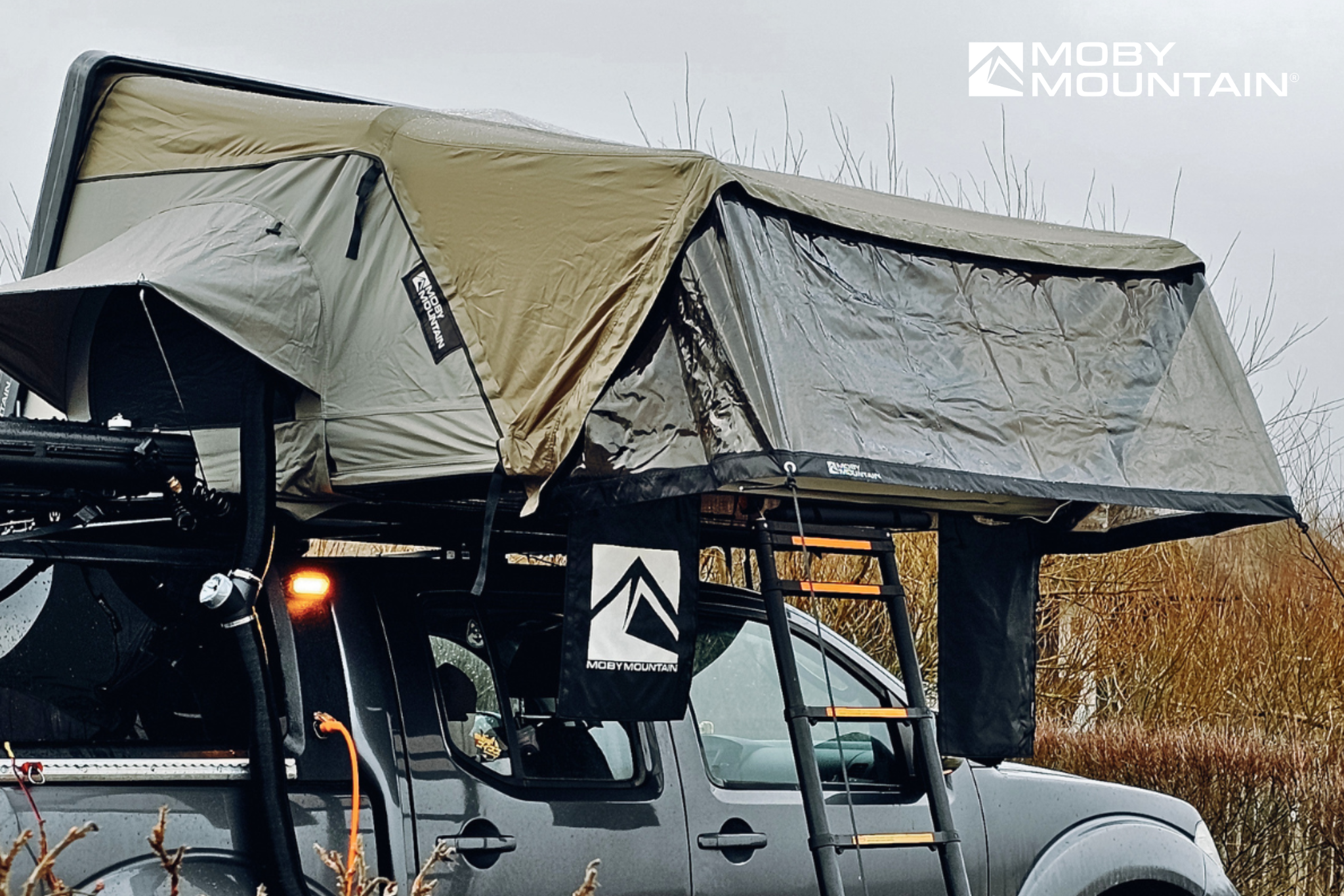 Moby_Mountain_tent_shade_for_peak_XXL.png