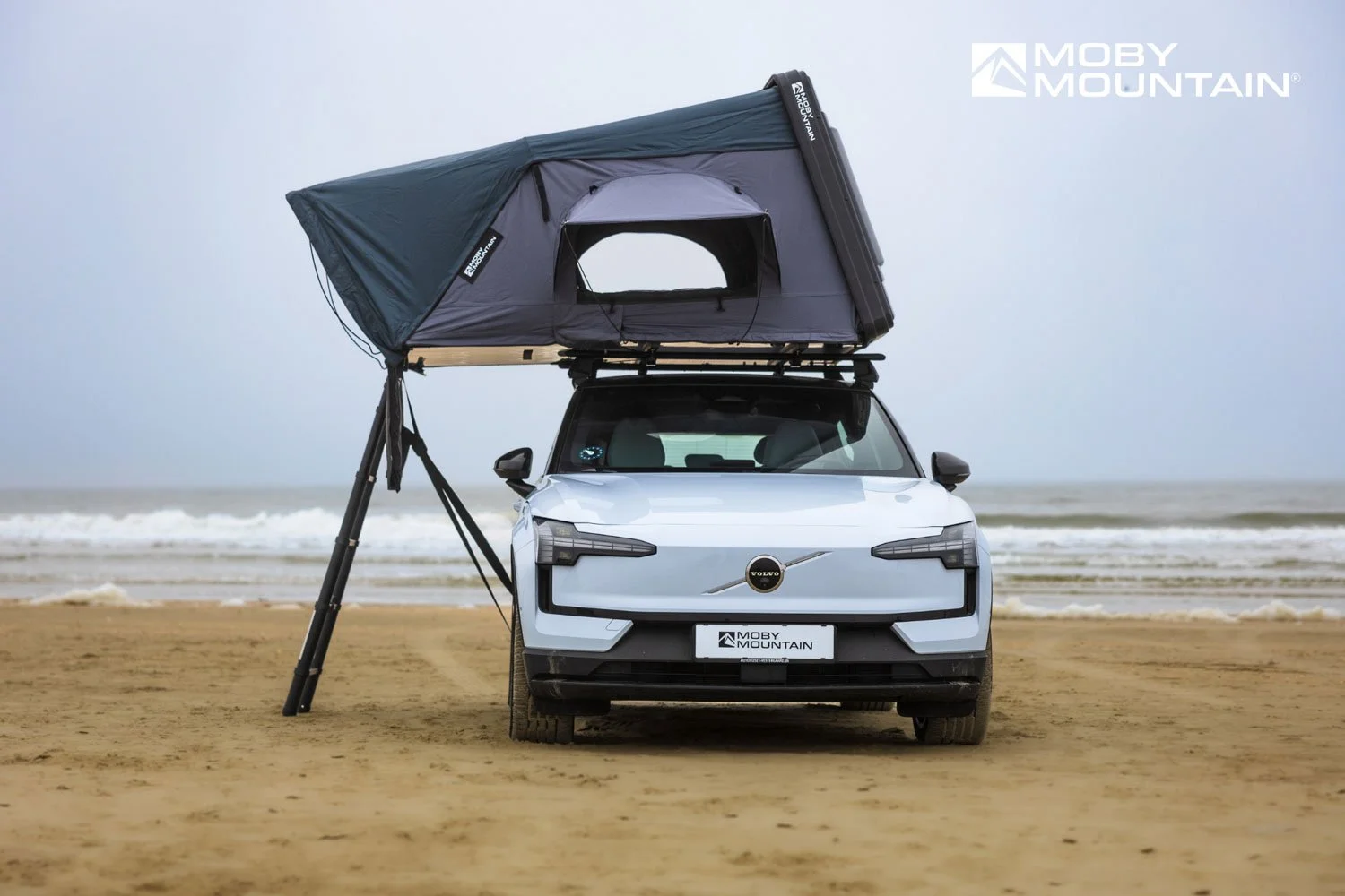 PEAK XL midnightGrey I Horizontal I Moby Mountain roof top tent (3).jpg
