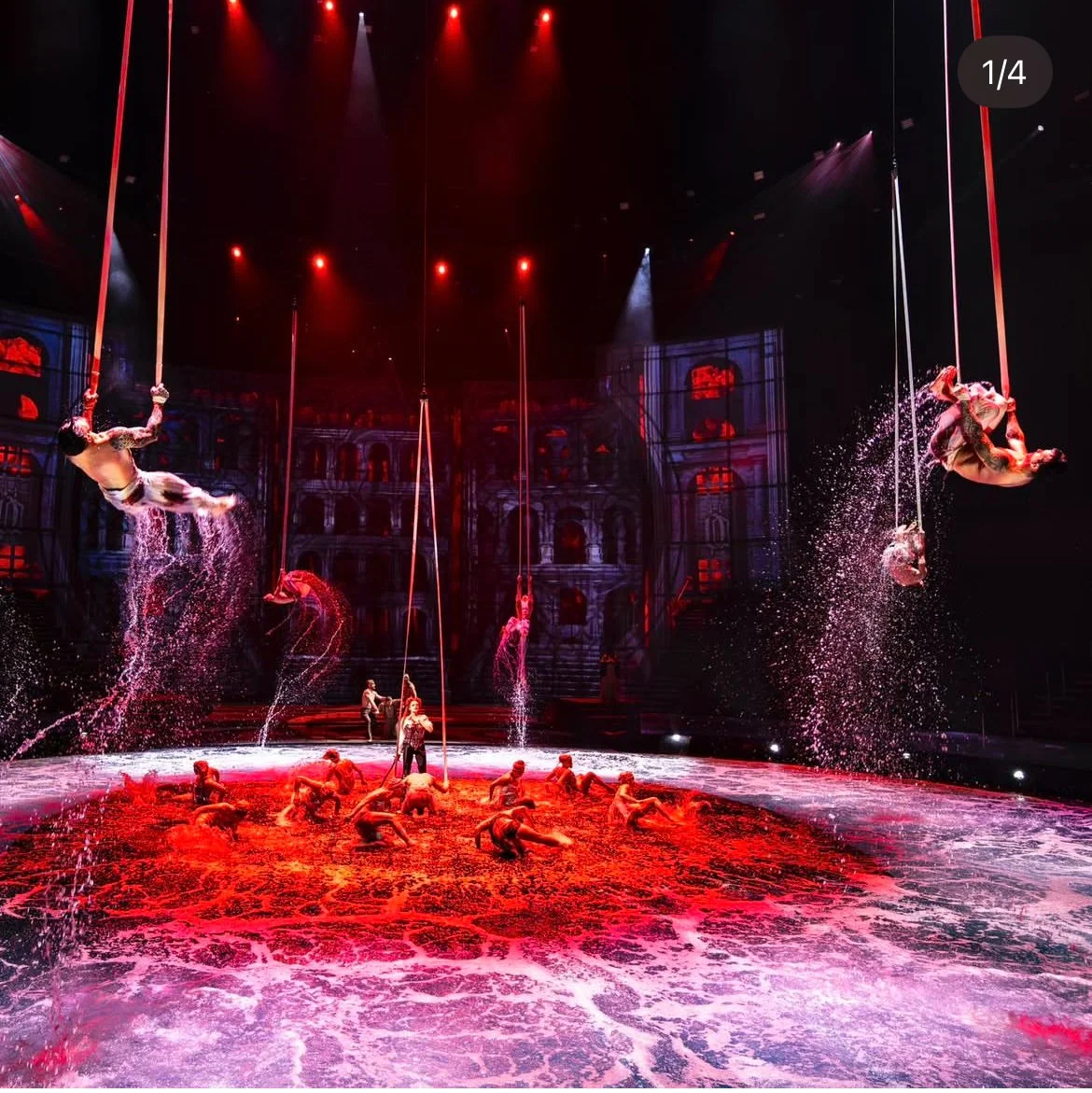 Straps act in Franco Dragone's The House of Dancing Water. 