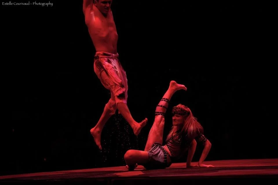 Strap duet in The House of Dancing Water, Franco Dragone. 