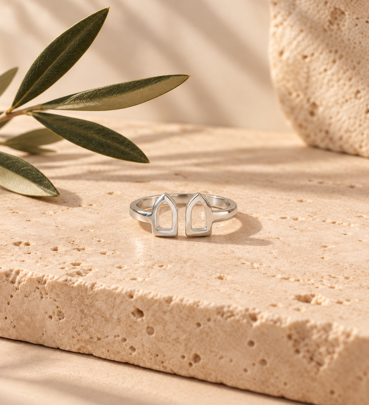 Silver Arch Ring.png