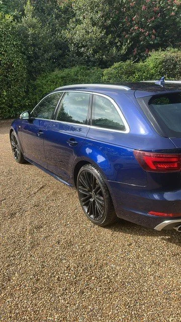 audi left side.jpg