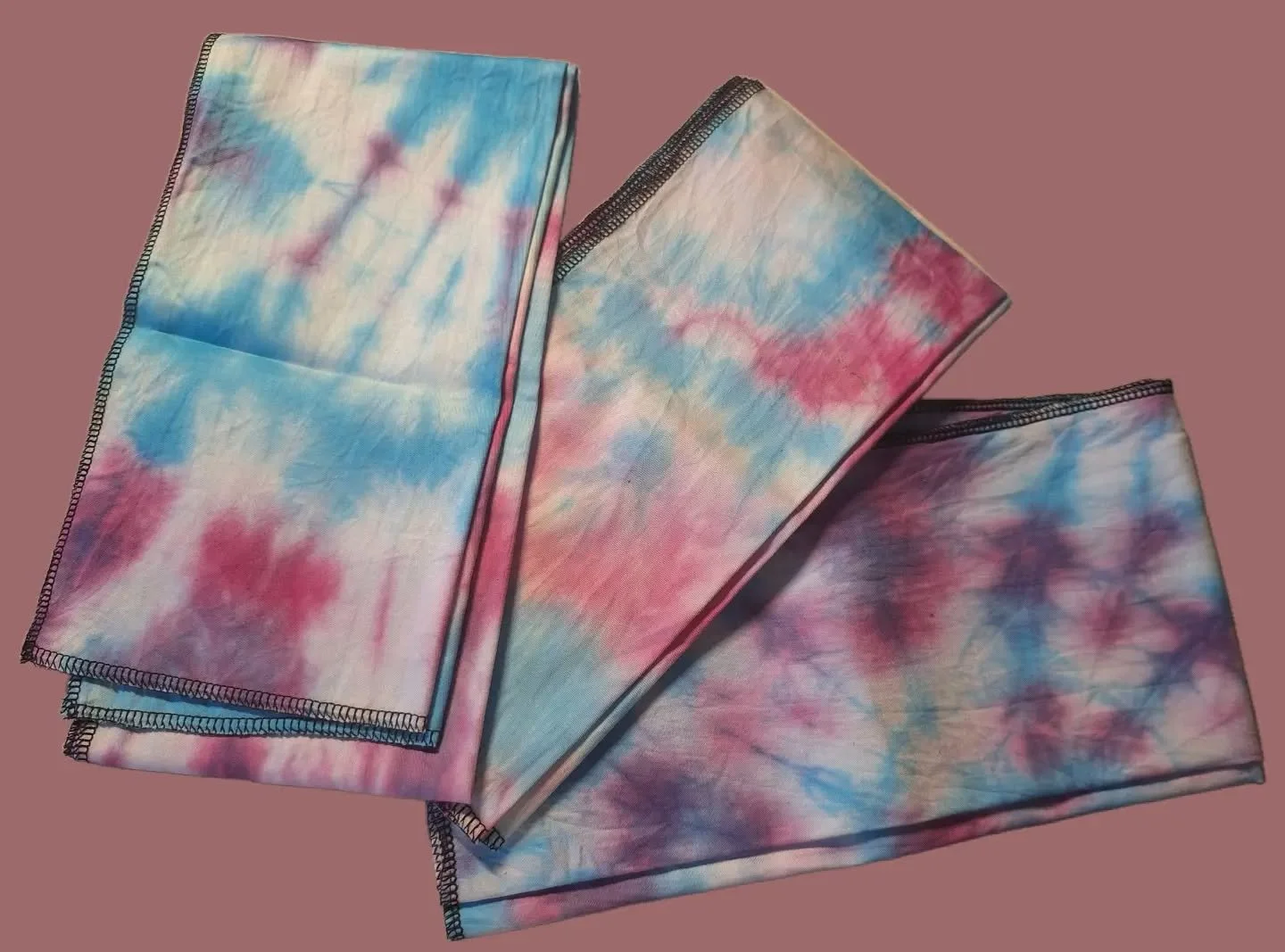 New tenugui cloth drop!
We have made some one-of-a-kind tie dyed tenugui cloths for all your blindfold/gag/head cradle needs!

One set of large cloths in a pink/blue/white tie dye, and another set of small cloths in a choice of orange/yellow/red, gre
