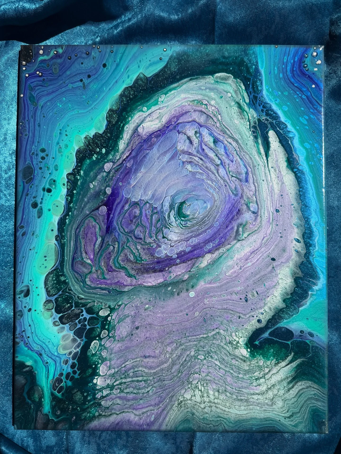 Deepwater Hymn.

Some paintings arrive quietly.
Others sing.

This one felt like standing at the mouth of something ancient and listening long enough for it to finally speak back.

A refrain for the wandering.
For the homesick.
For those still learni