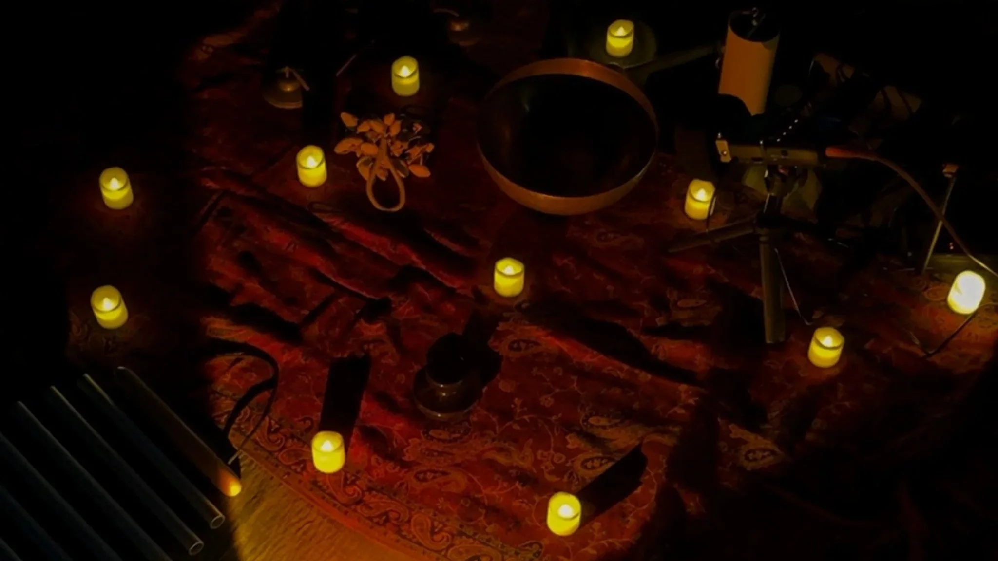 Candle-lit sound instruments