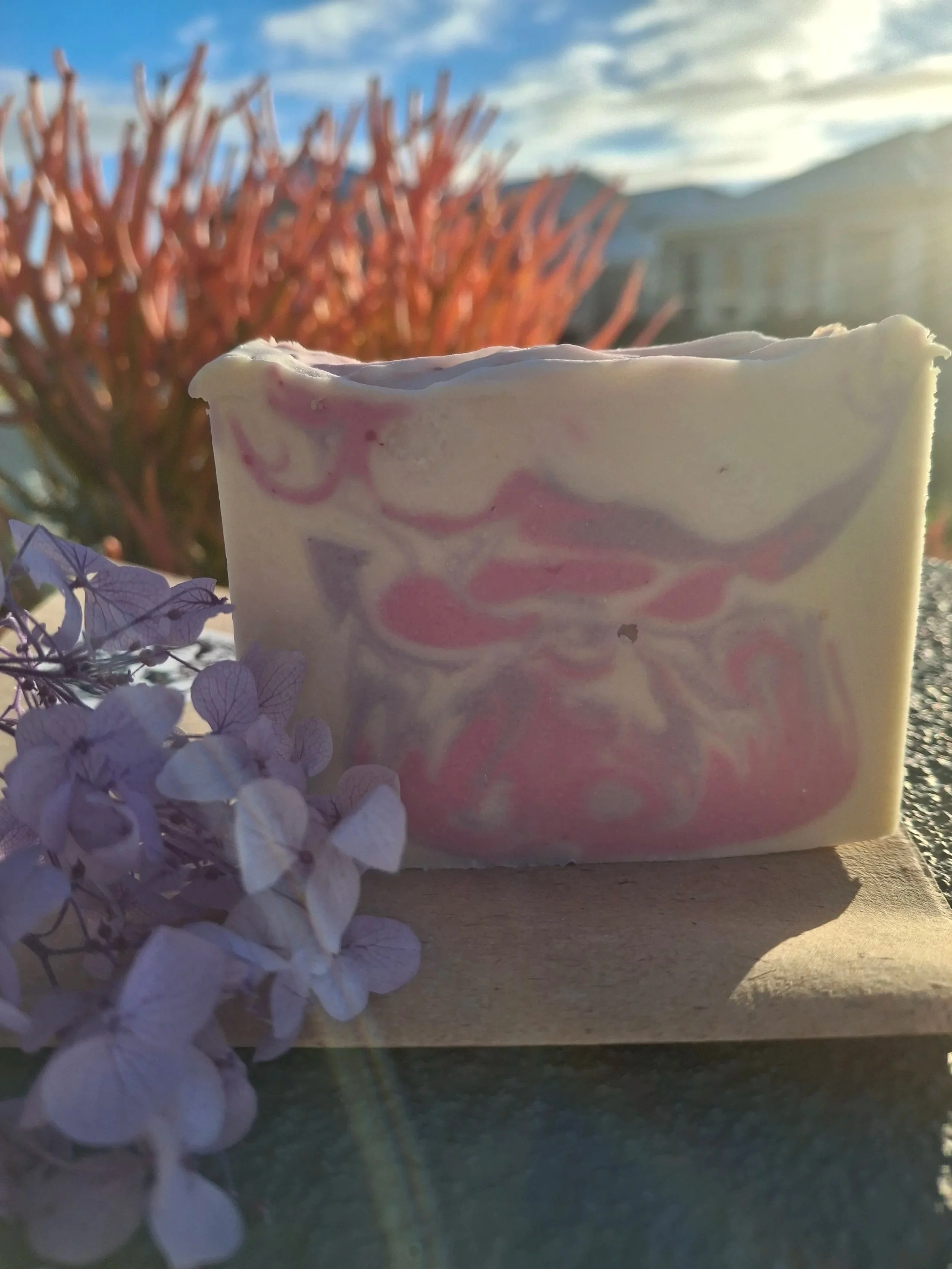 Lady Lindsay Tallow soap, tiger lily, bergamot patchuli