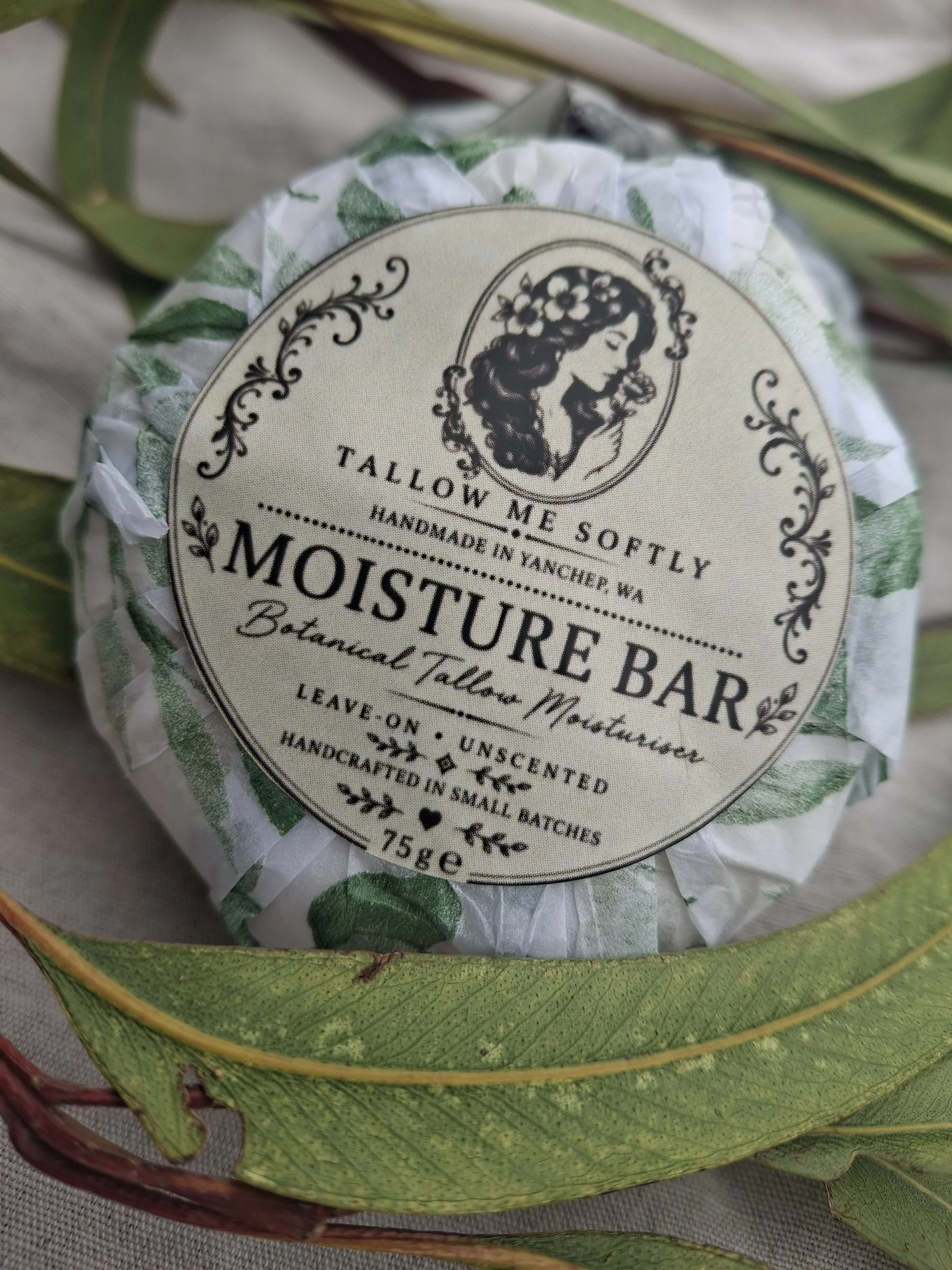 Botanical Tallow Moisture Bar by Tallow Me Softly, a handcrafted solid moisturiser made with triple-rendered tallow, nourishing oils, chamomile, calendula, vitamin E and colloidal oats.
