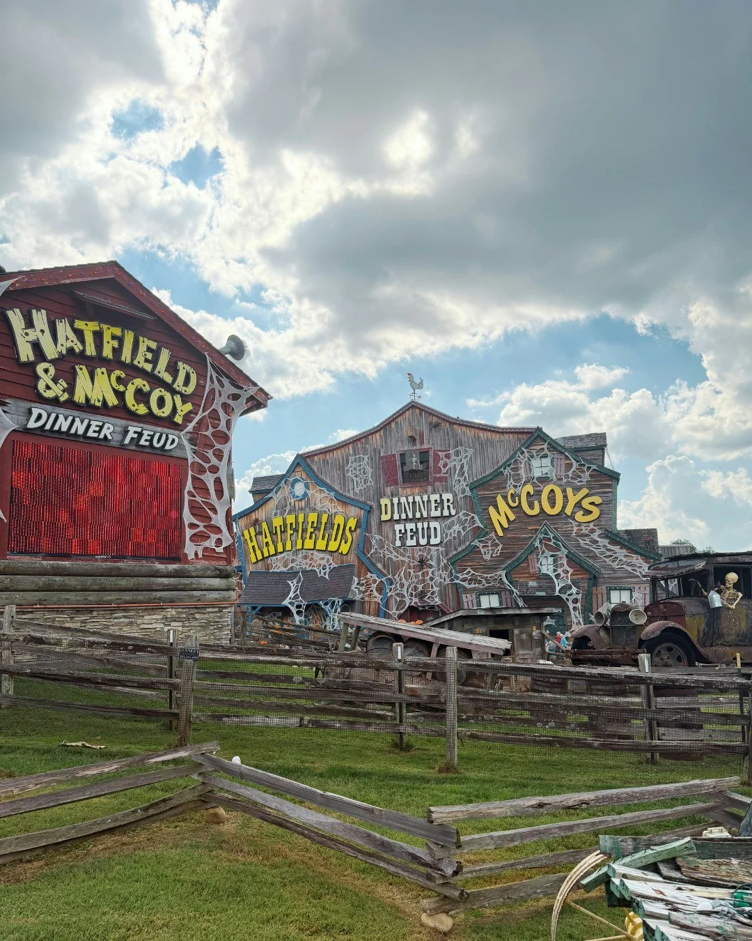 🍂 Looking for the perfect night out this fall in the Smokies?

Head over to Hatfield &amp; McCoy Dinner Feud for an evening filled with delicious all-you-can-eat Southern food, lots of laughs, and a seasonal show that&rsquo;s sure to put you in the 