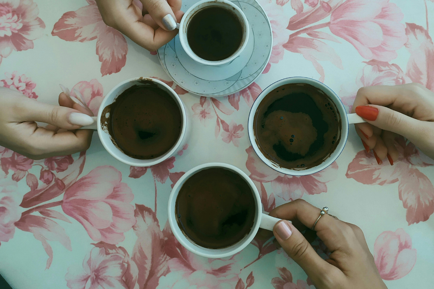 The Solo Woman community for women navigating life solo founded by Andrea Sharp
