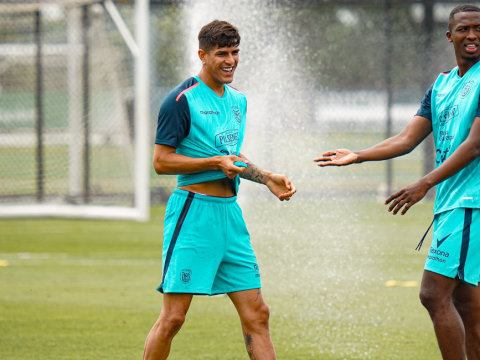 Piero Hincapié y Willian Pacho completan la concentración de La Tri rumbo al Mundial 2026