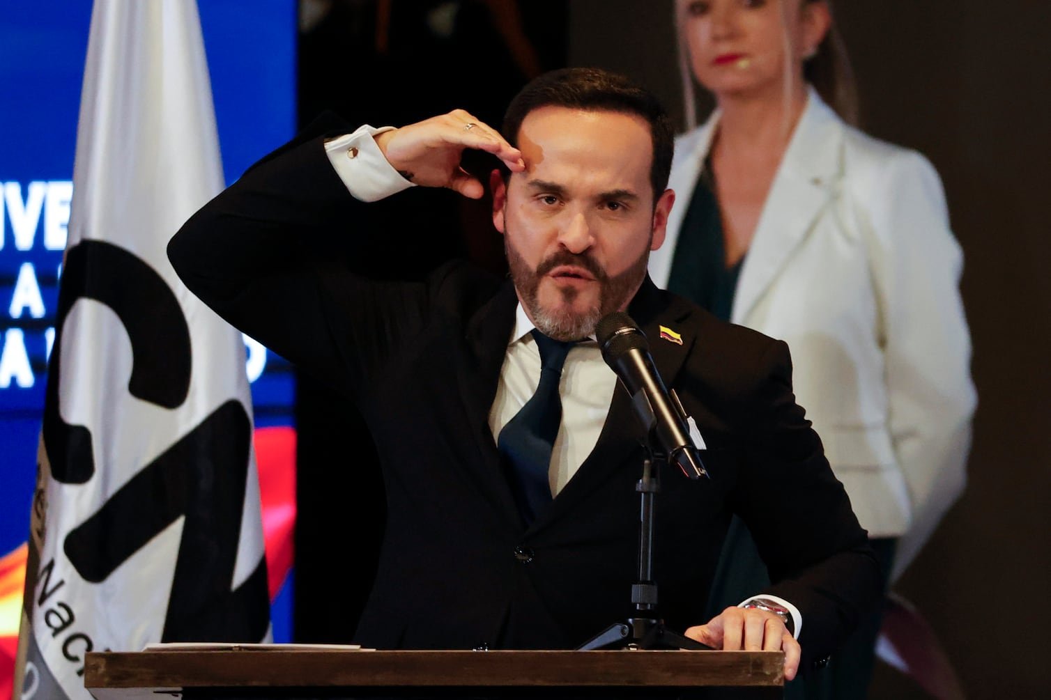 Abelardo de la Espriella felicita a Keiko Fujimori por su triunfo en las elecciones presidenciales de Perú